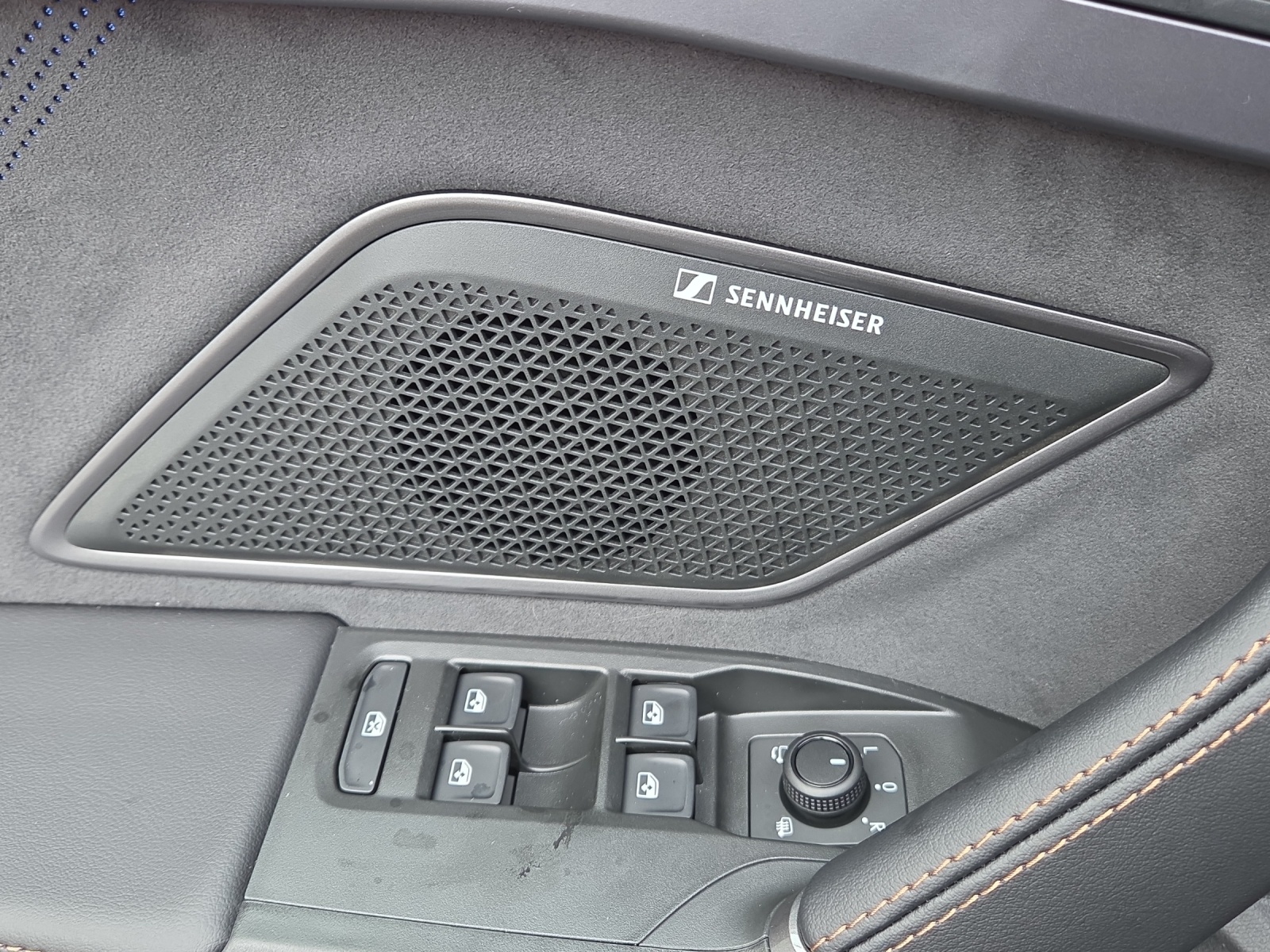 CUPRA CUPRA LEON SPORTSTOURER VZ 4DRIVE-image-11
