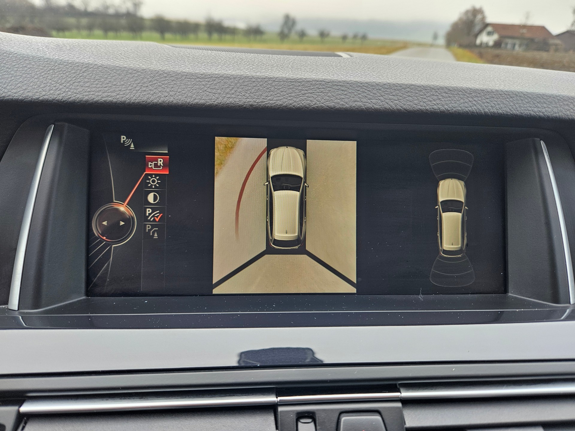 BMW 520d Touring xDrive Steptronic-image-19
