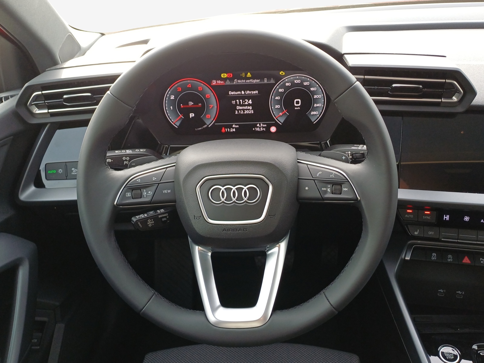AUDI A3 Sportback TFSI 110 kW S line Attraction S tronic-image-9