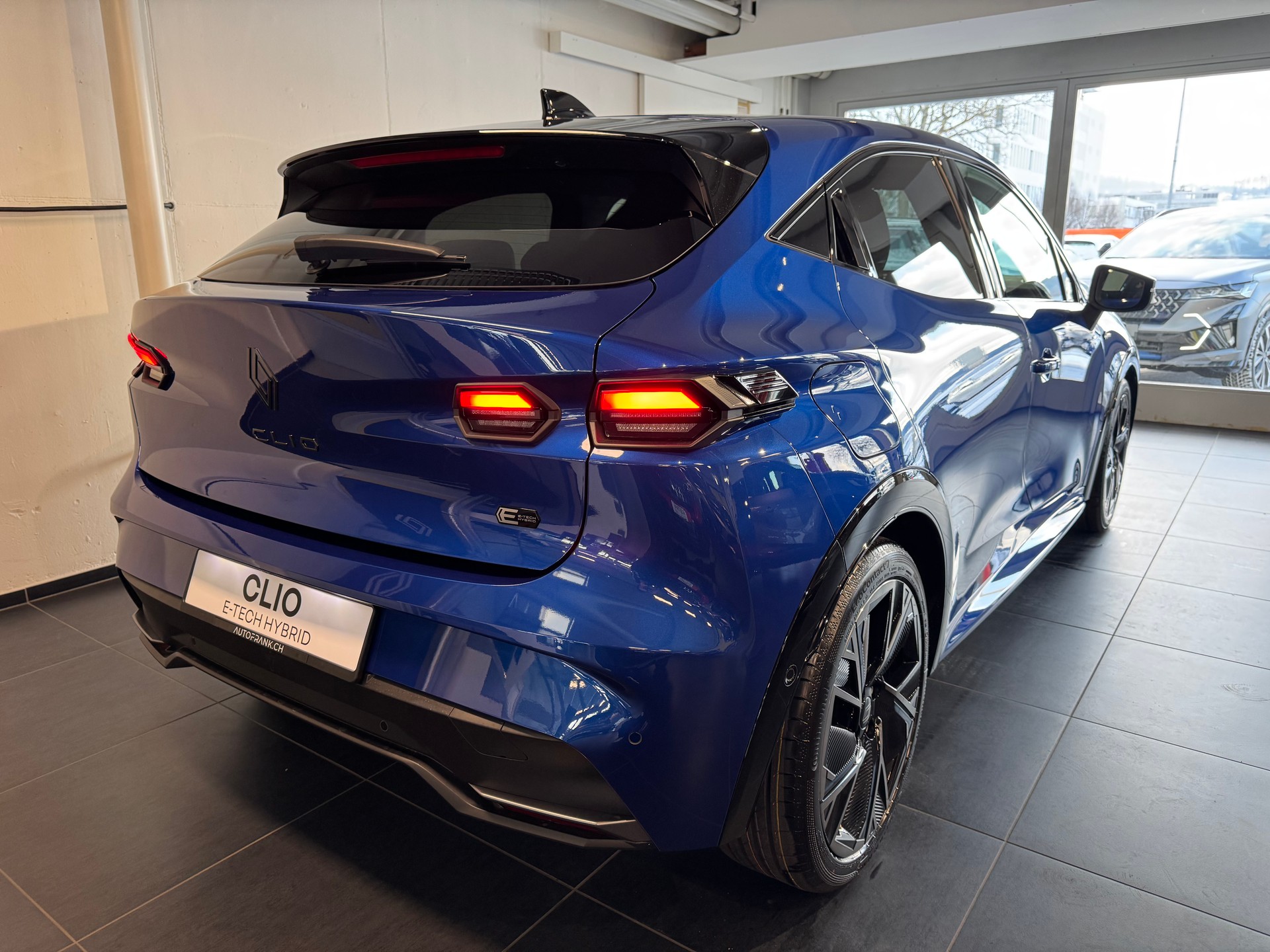 RENAULT CLIO E-TECH FULL HYBRID esprit Alpine full hybrid E-Tech 160-image-16