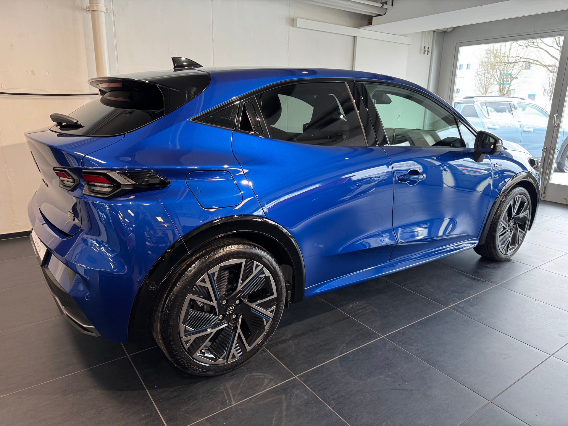RENAULT CLIO E-TECH FULL HYBRID esprit Alpine full hybrid E-Tech 160-image-4