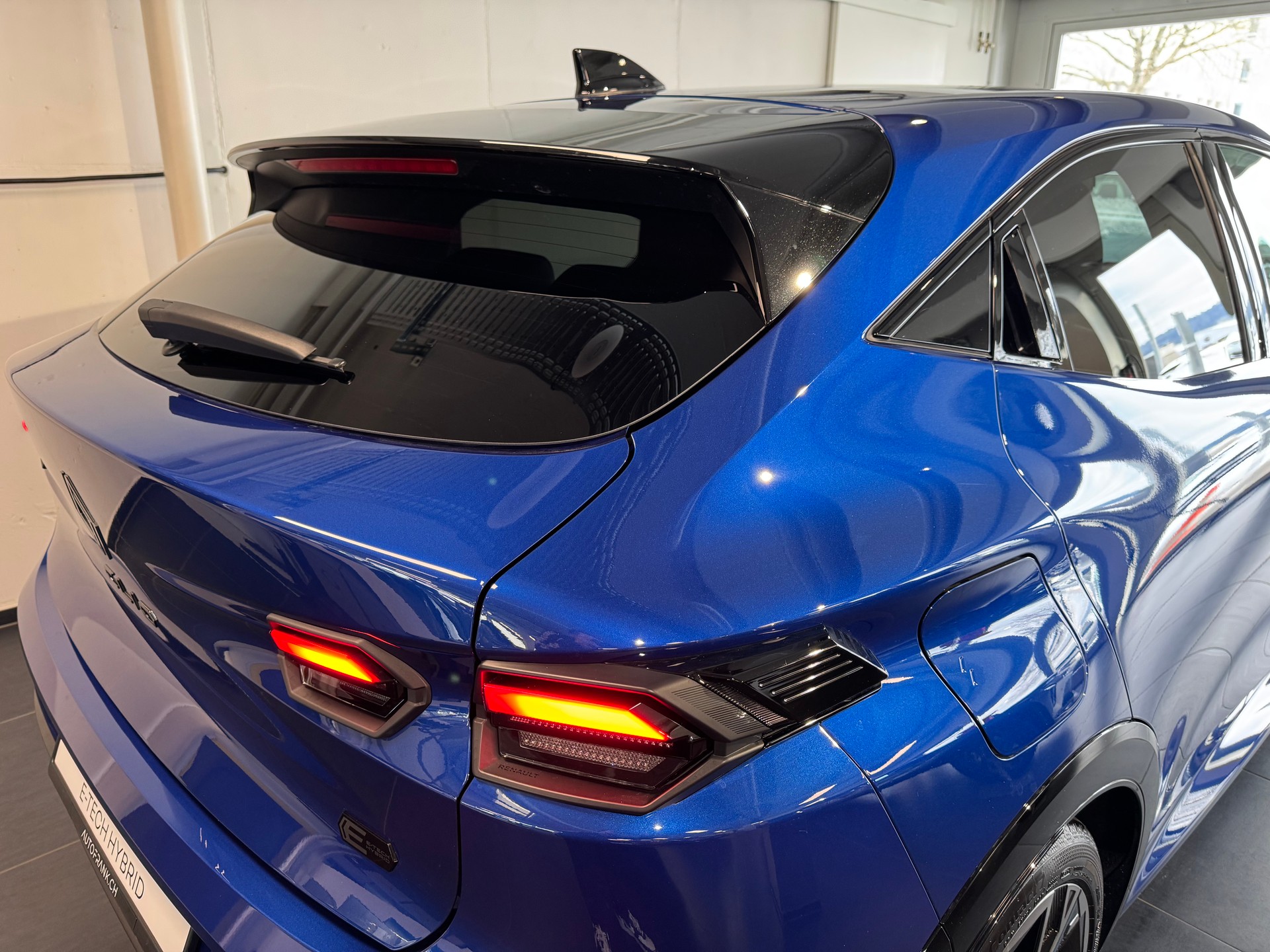 RENAULT CLIO E-TECH FULL HYBRID esprit Alpine full hybrid E-Tech 160-image-28
