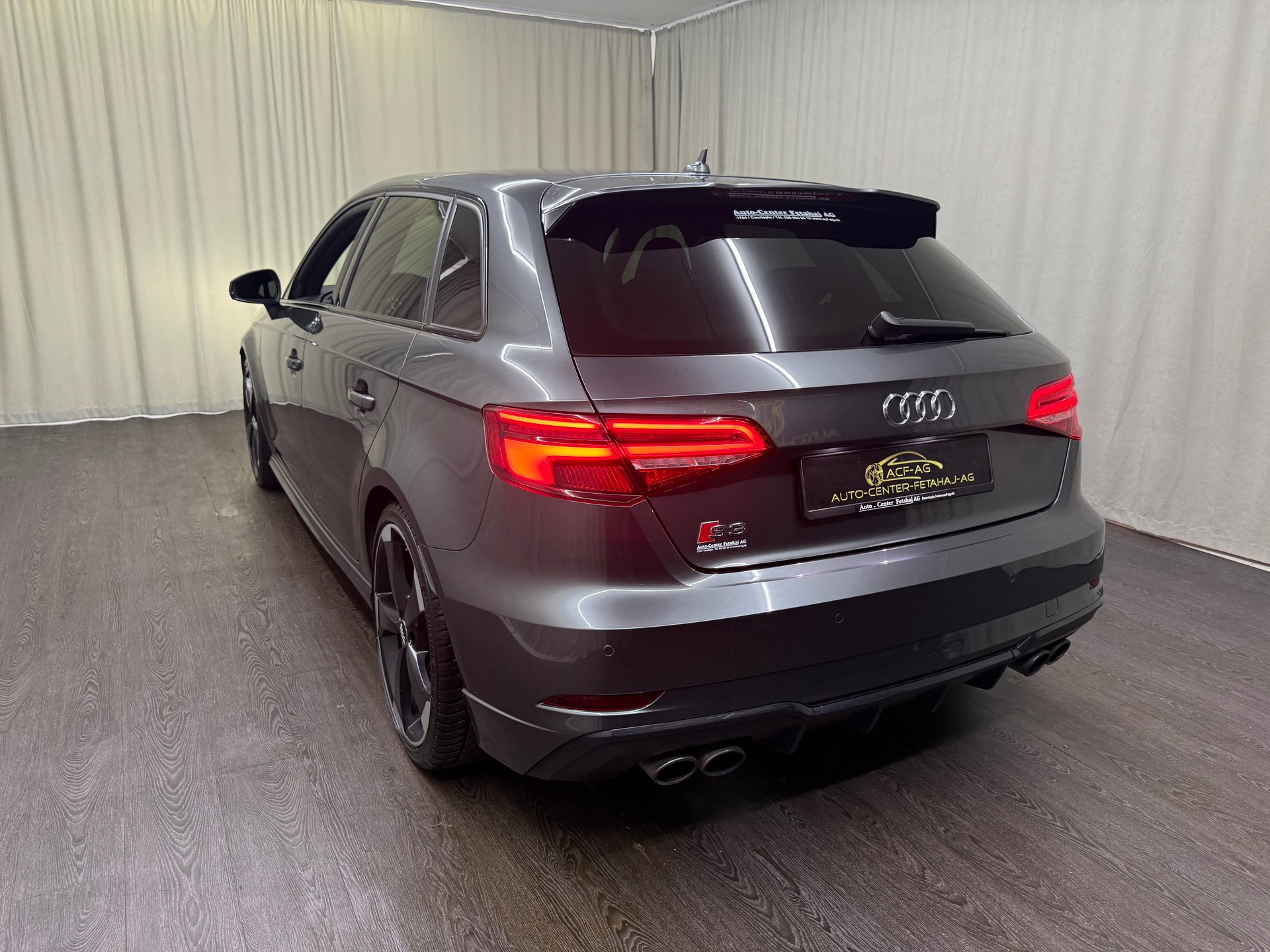 AUDI S3 Sportback 2.0 TFSI quattro S-tronic-image-6