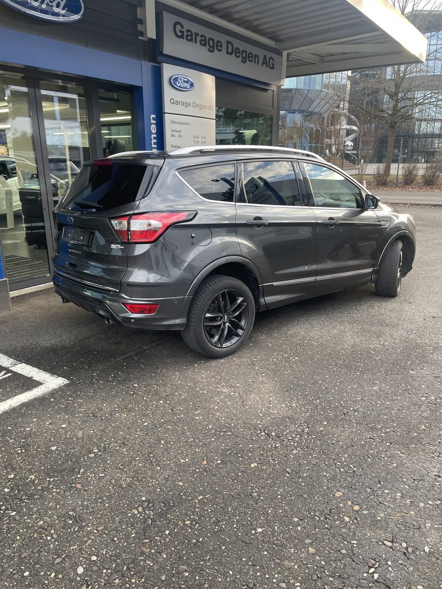 FORD Kuga 2.0 TDCi 180 Vignale FPS-image-20