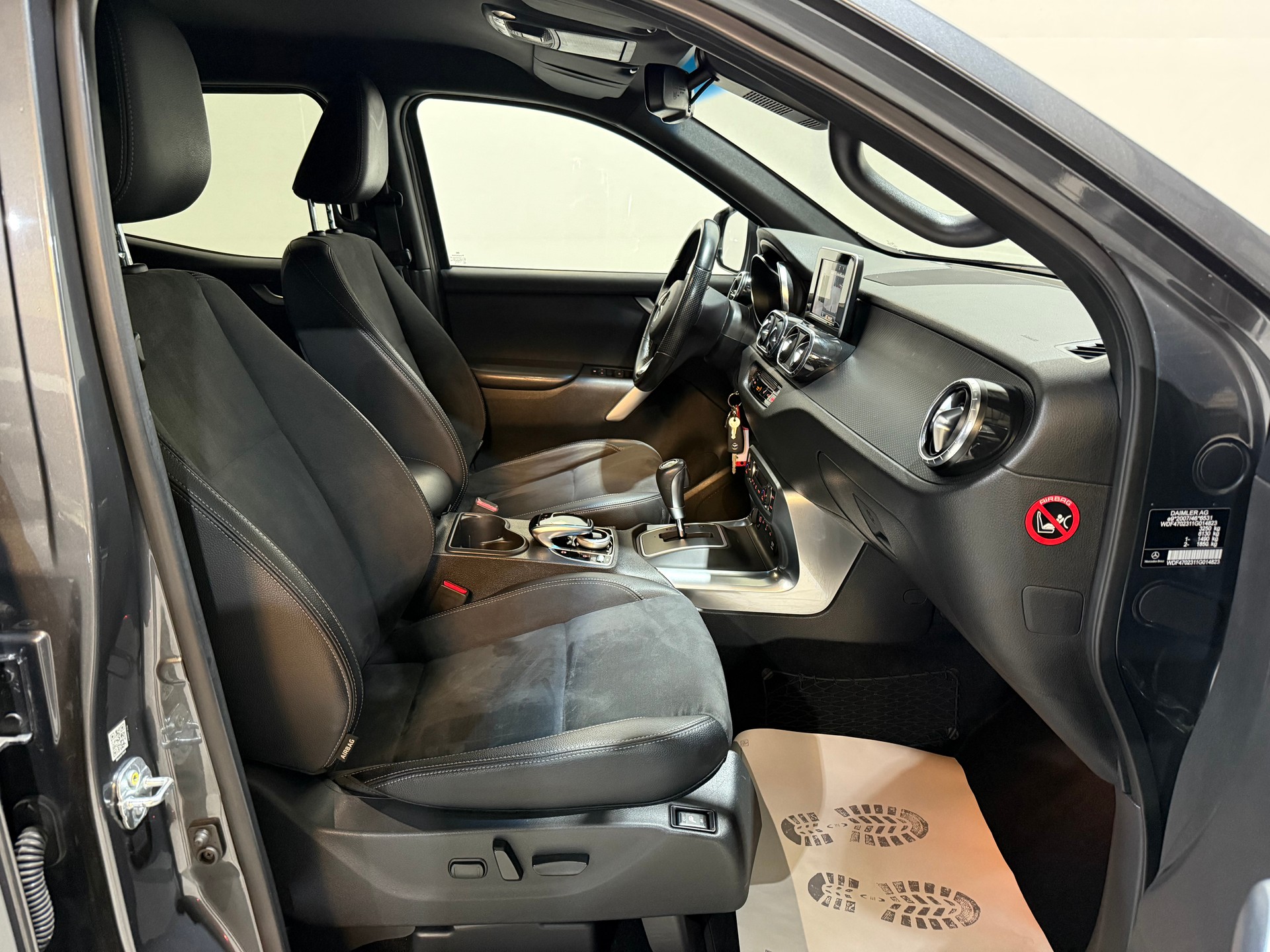 MERCEDES-BENZ X 250 d 4MATIC Progressive A Doppel Cab.-image-12