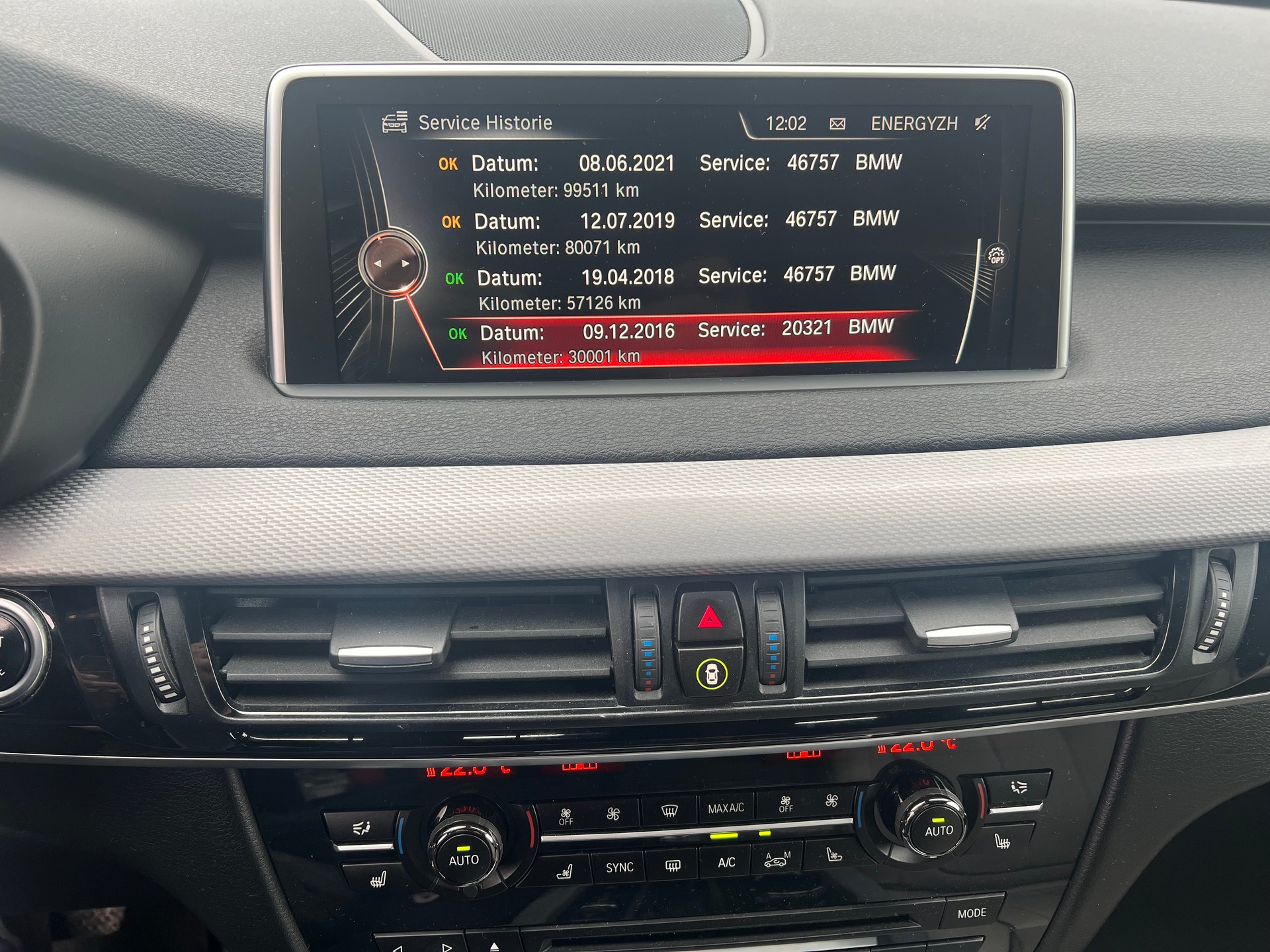 BMW X5 xDrive M50d Steptronic-image-17