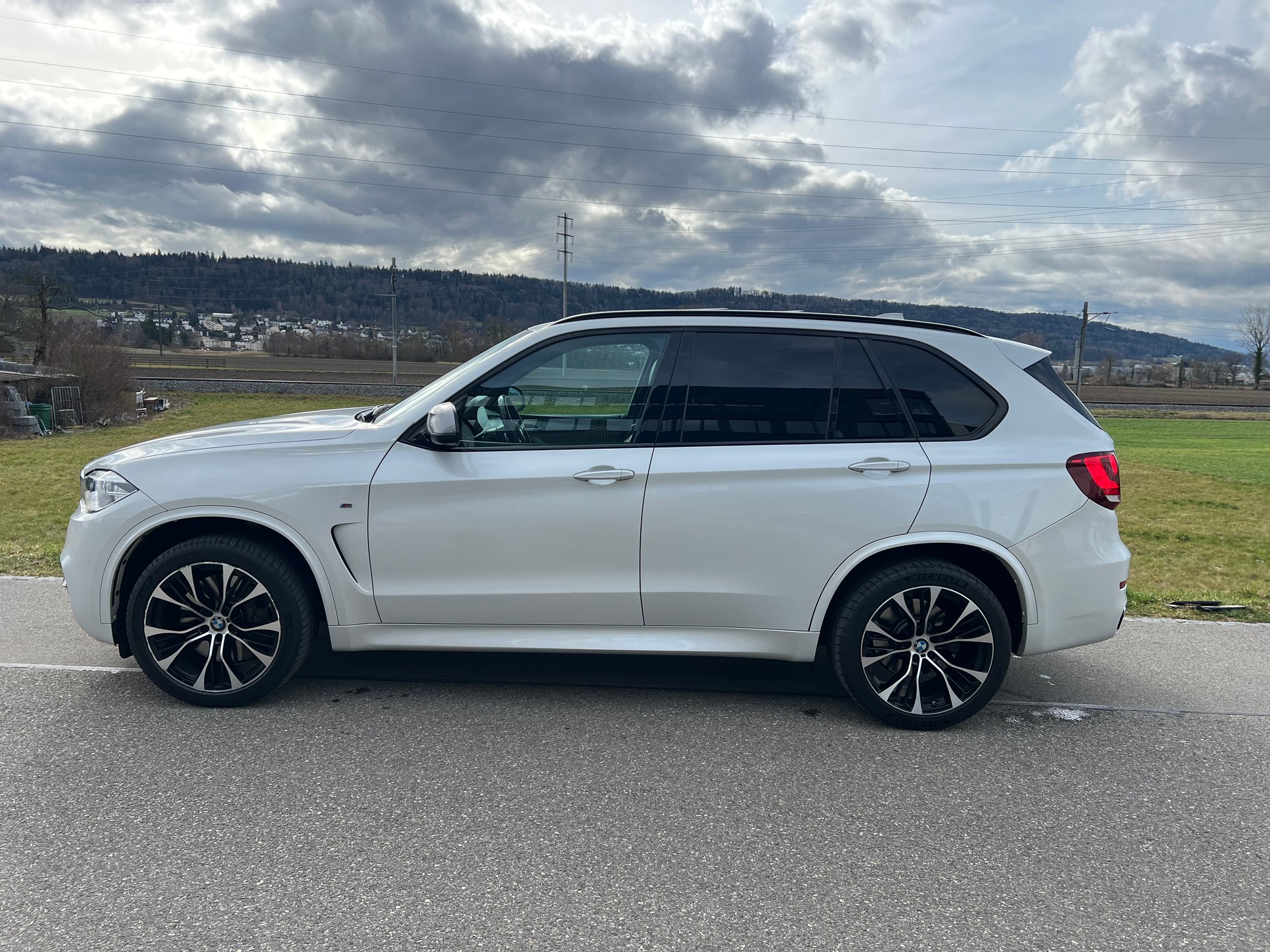 BMW X5 xDrive M50d Steptronic-image-5