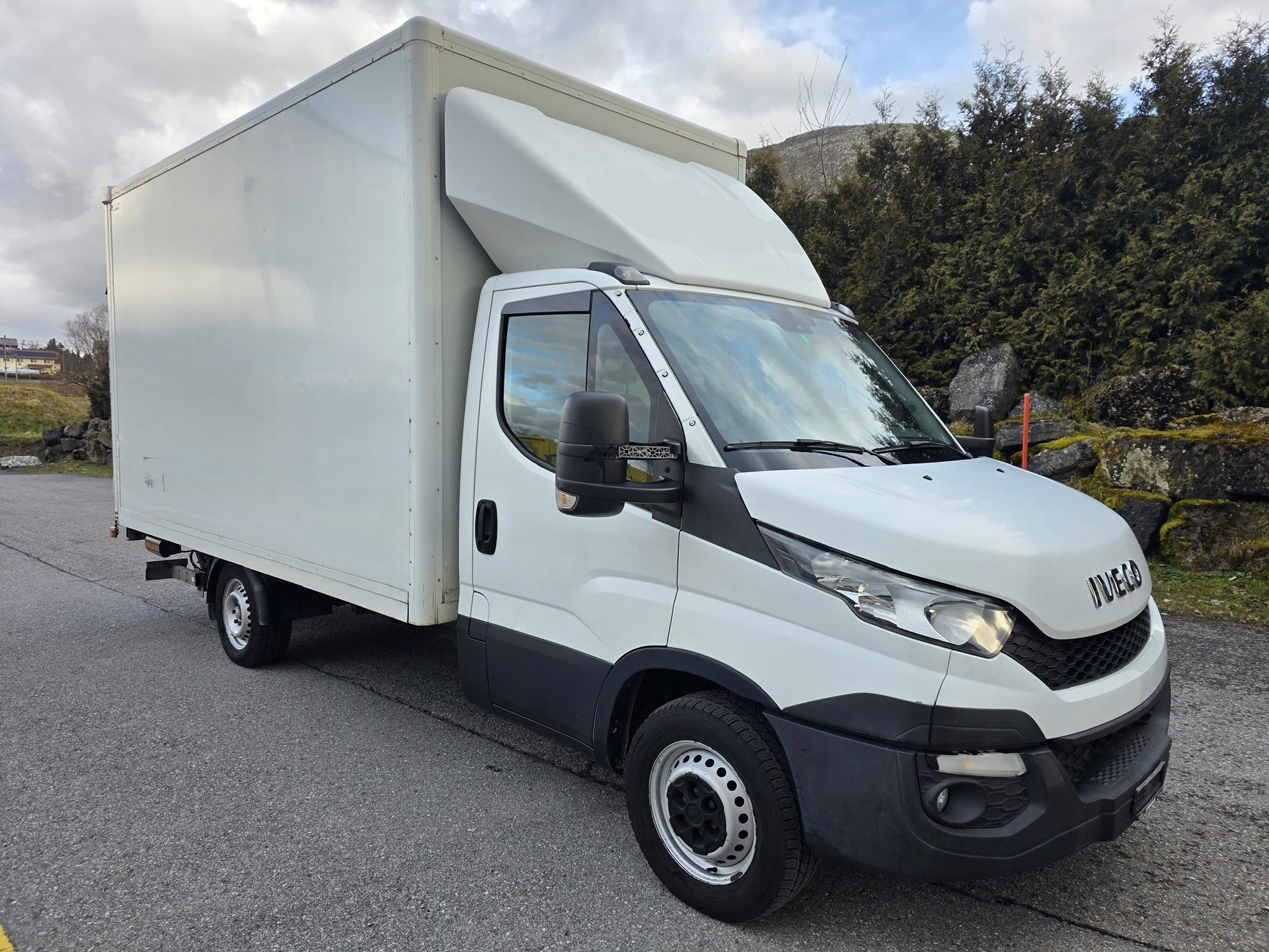 IVECO 35S17 3.0 Diesel Euro5 Caisse déménagement-image-2