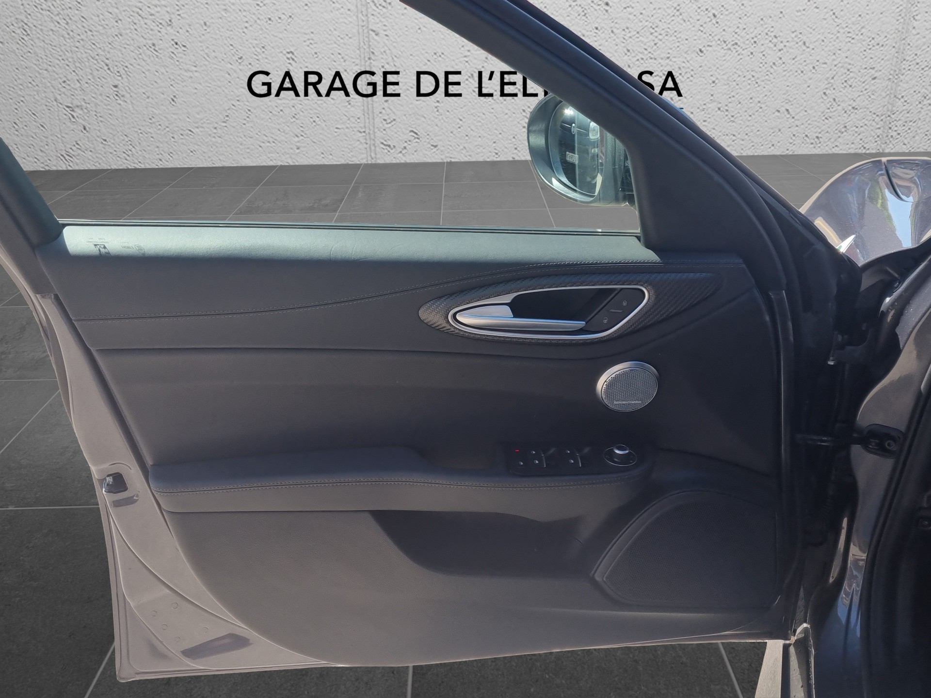 ALFA ROMEO Giulia 2.9 V6 Quadrifoglio-image-10