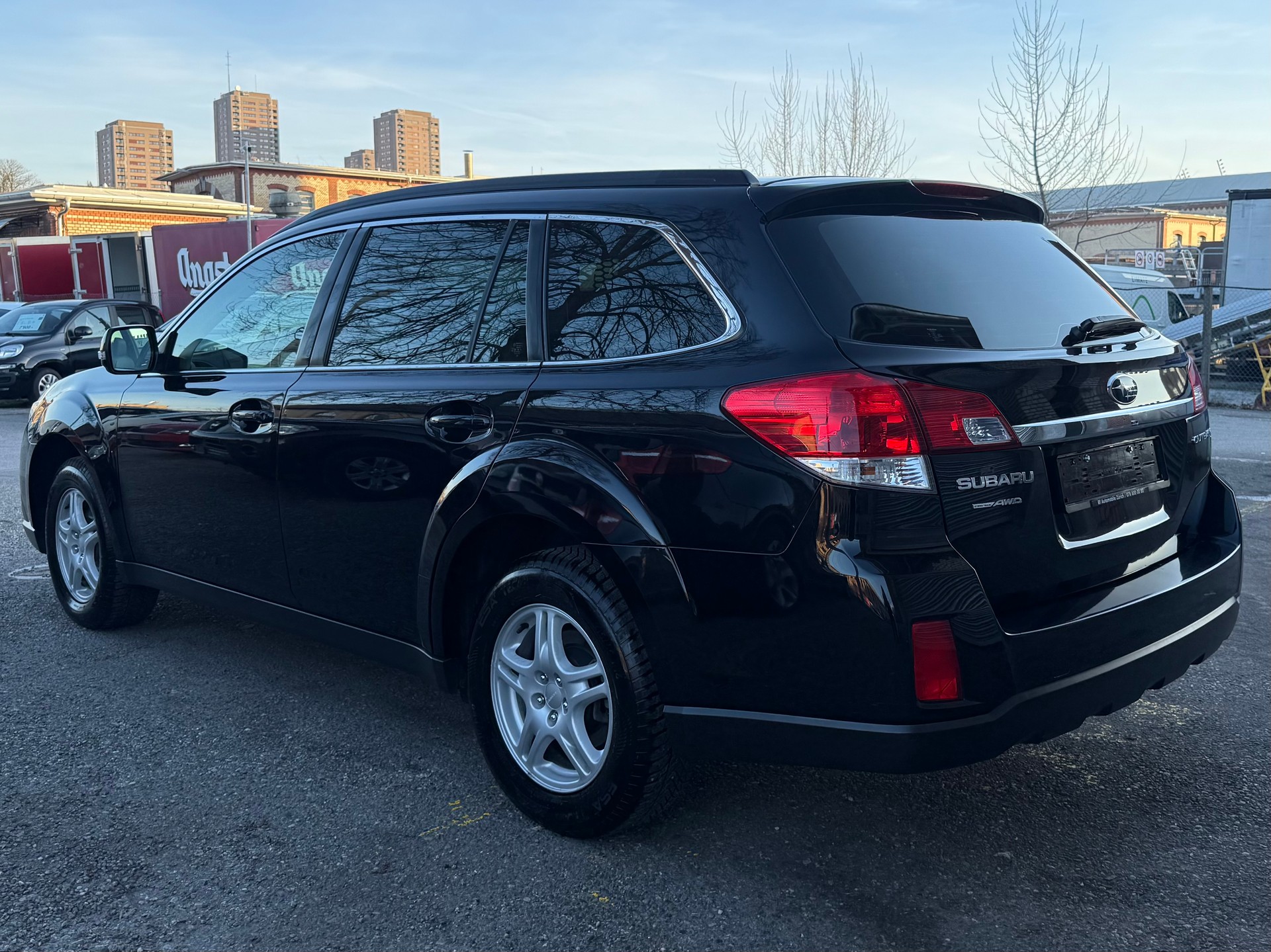 SUBARU Outback 2.5i Limited AWD-image-7
