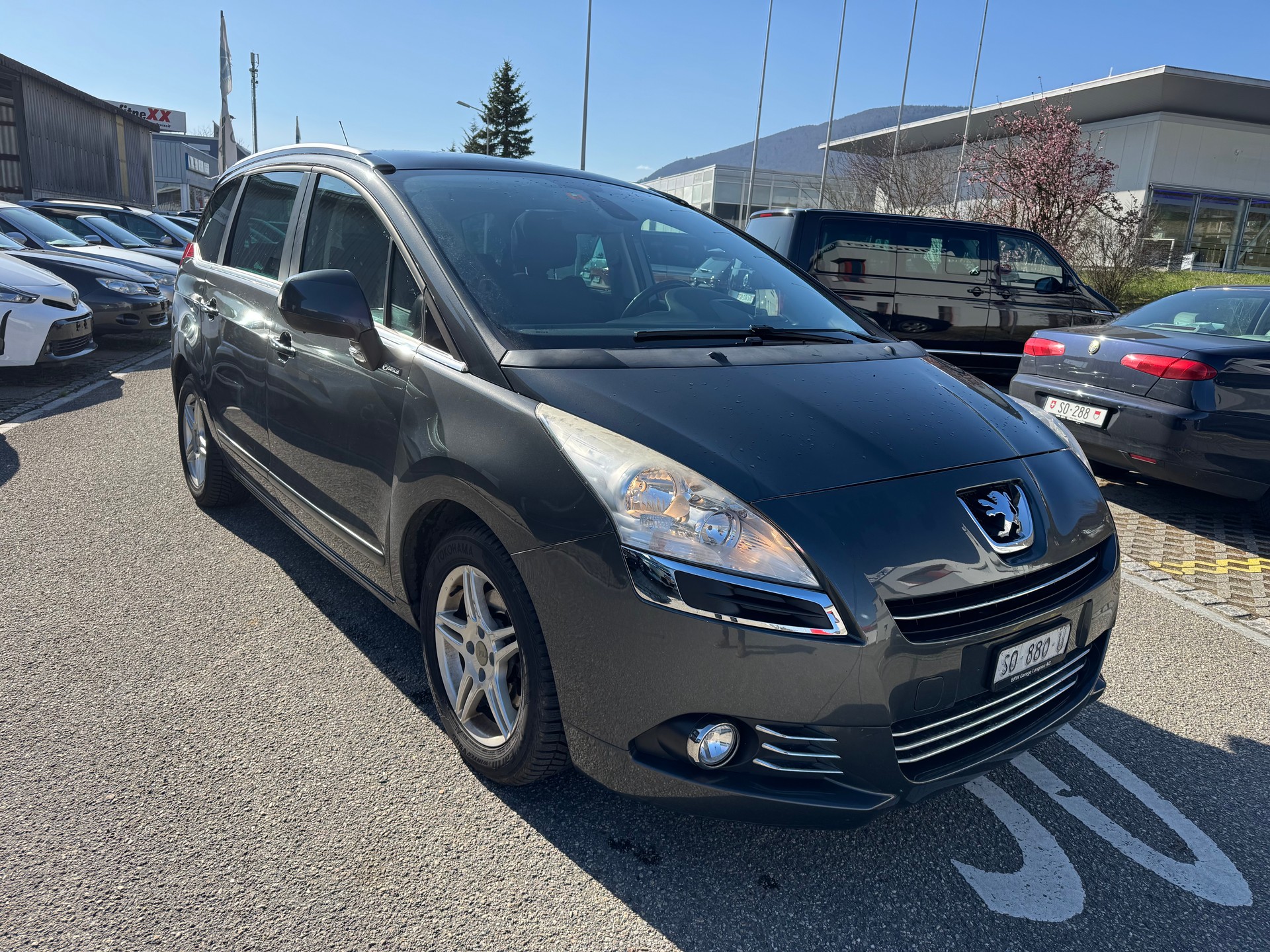 PEUGEOT 5008 1.6 16V T Swiss Edition,+ FRISCH AB MFK-image-1