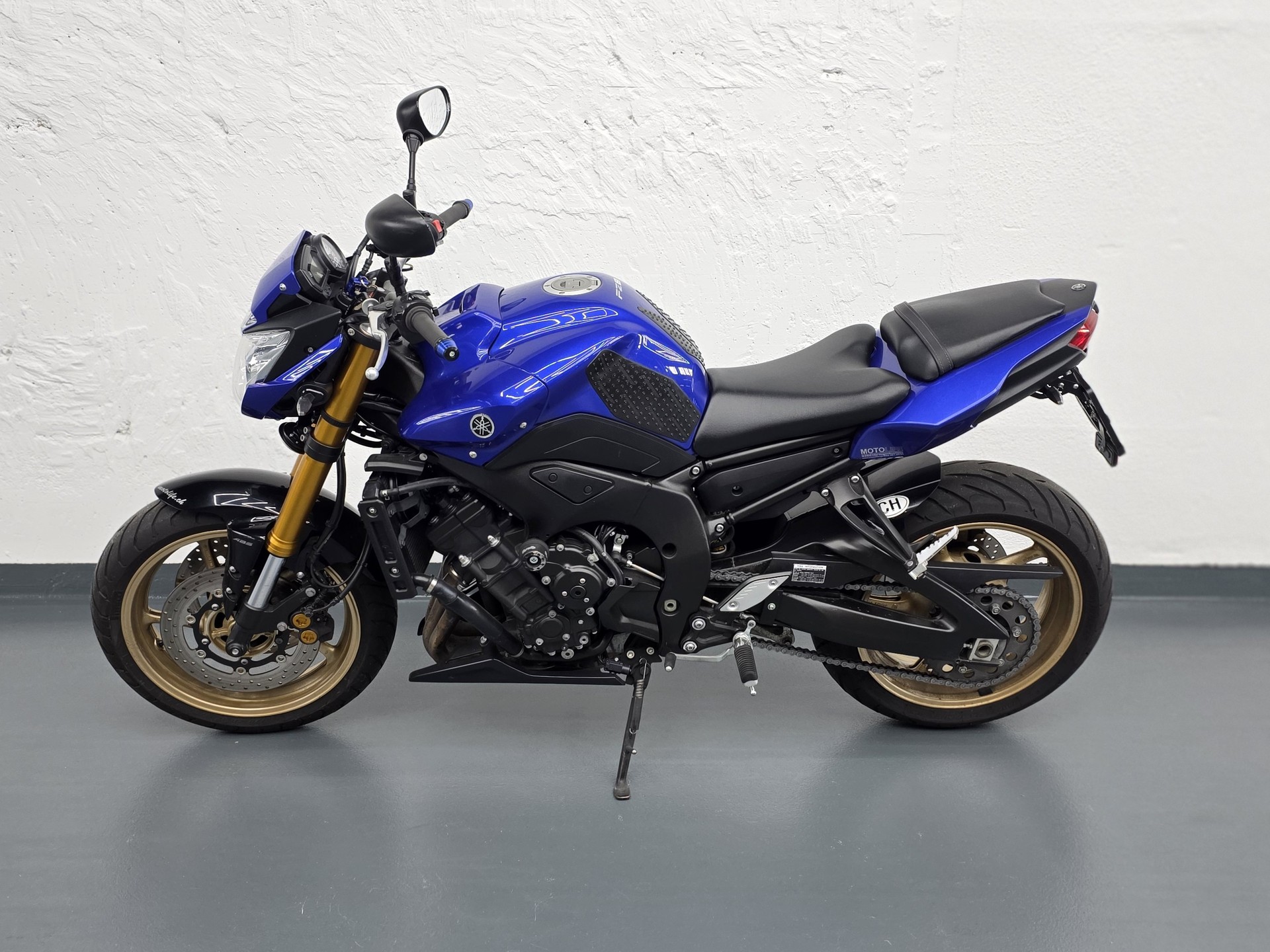 YAMAHA FZ8 N ABS-image-4