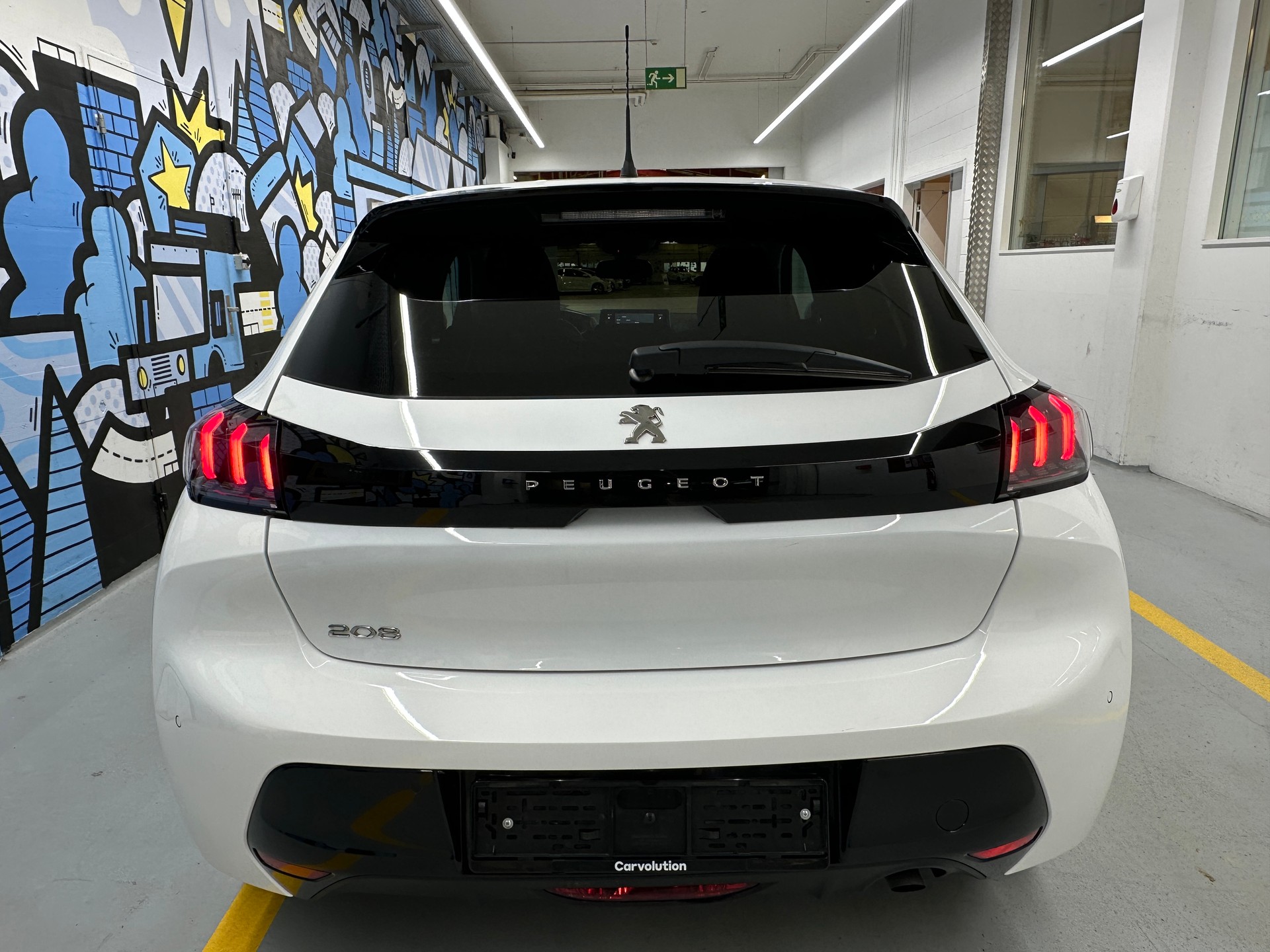 PEUGEOT 208 1.2 PureTech Allure Pack-image-4
