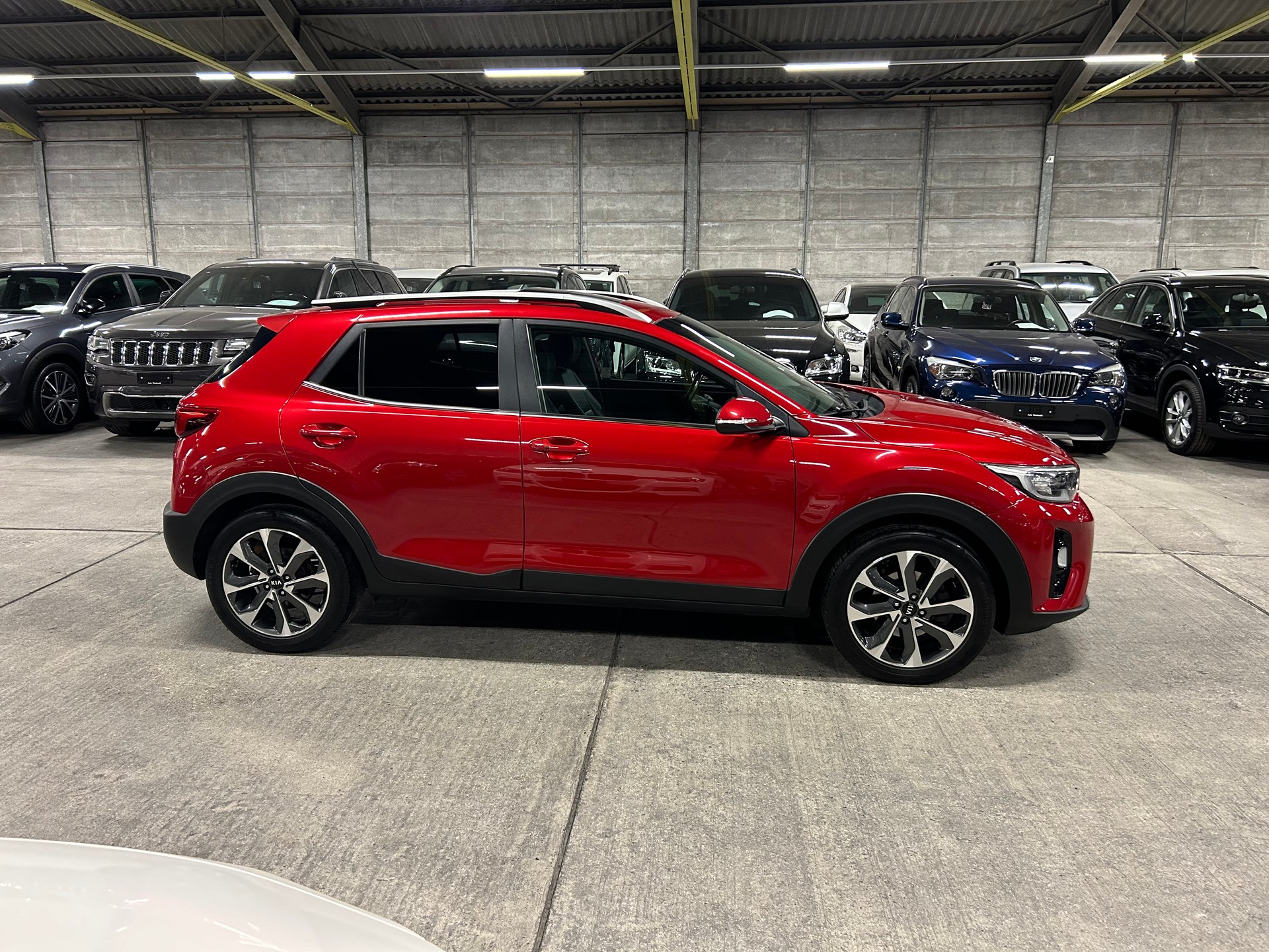 KIA Stonic 1.0 T-GDi-image-2