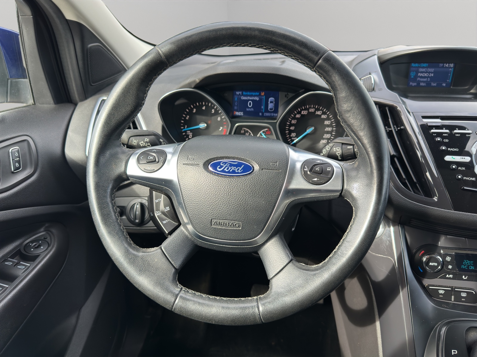 FORD Kuga 1.6 SCTi Titanium S 4WD Automatic-image-11