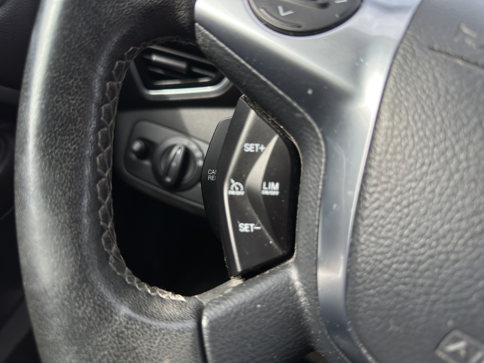 FORD Kuga 1.6 SCTi Titanium S 4WD Automatic-image-10