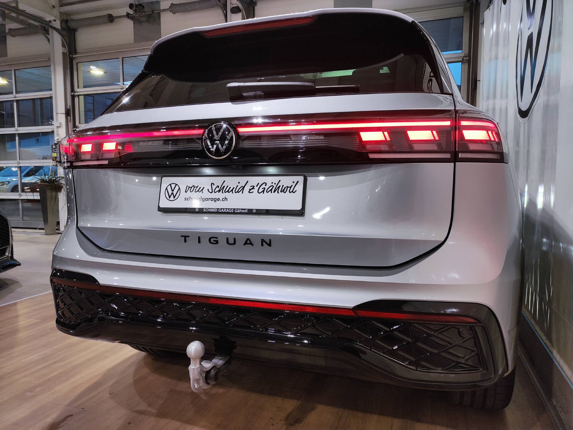 VW Tiguan 2.0 TSI R-Line Black-Style DSG 4motion-image-14