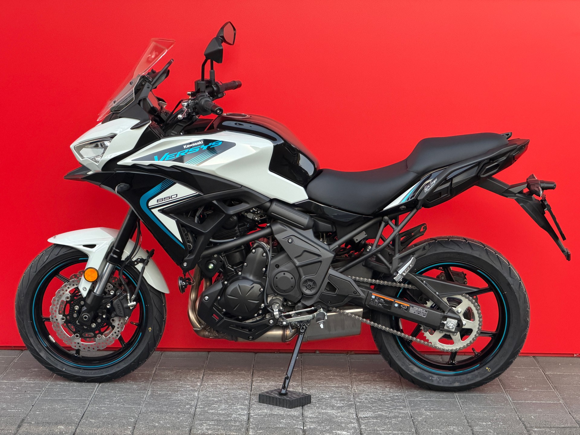 KAWASAKI Versys 650-showroom-element-3