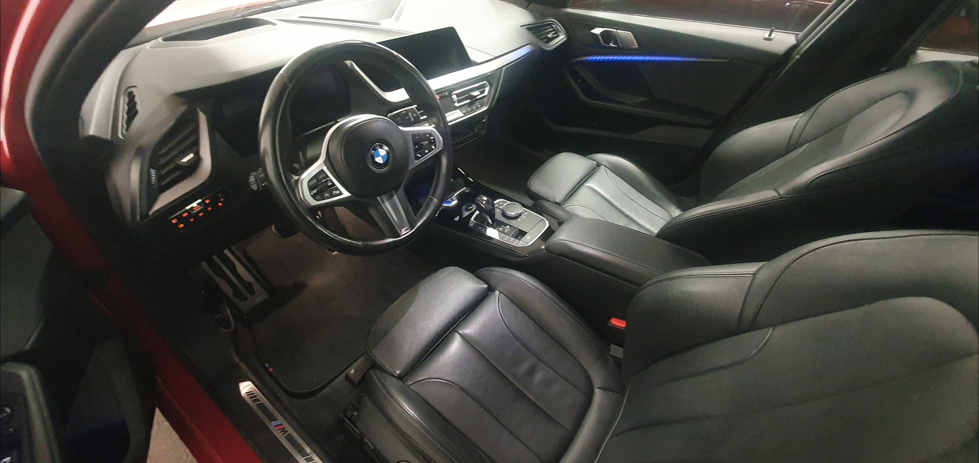 BMW 118i M Sport Steptronic-image-10