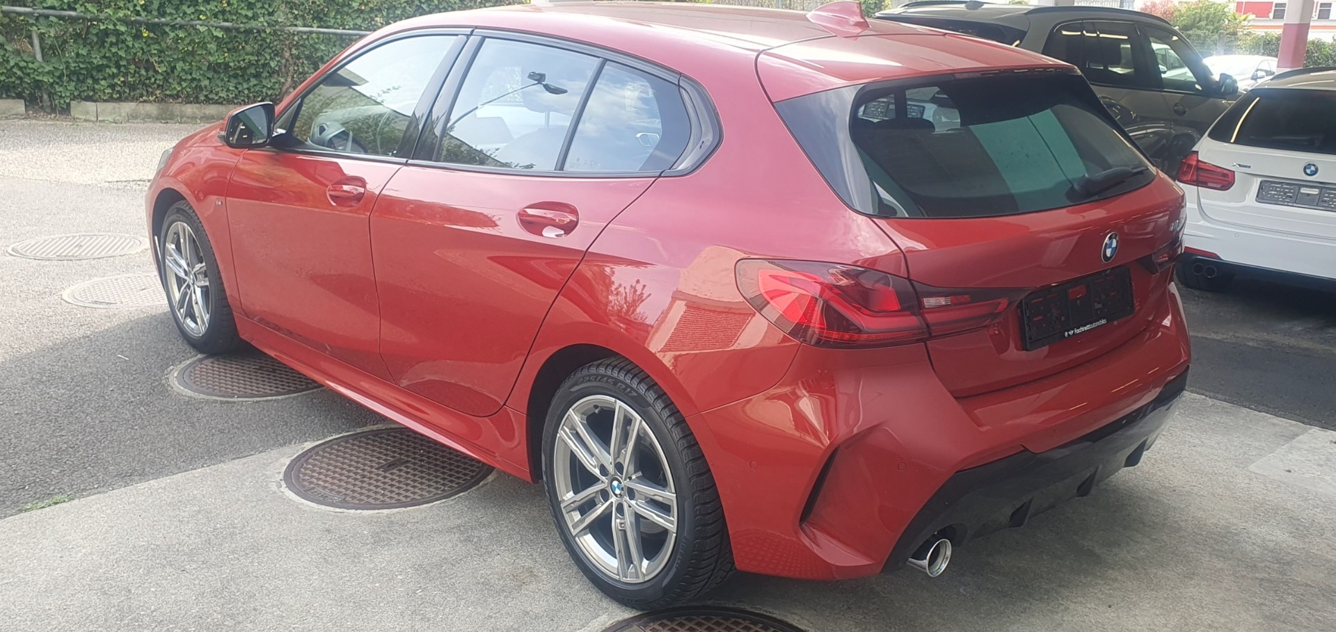BMW 118i M Sport Steptronic-image-6