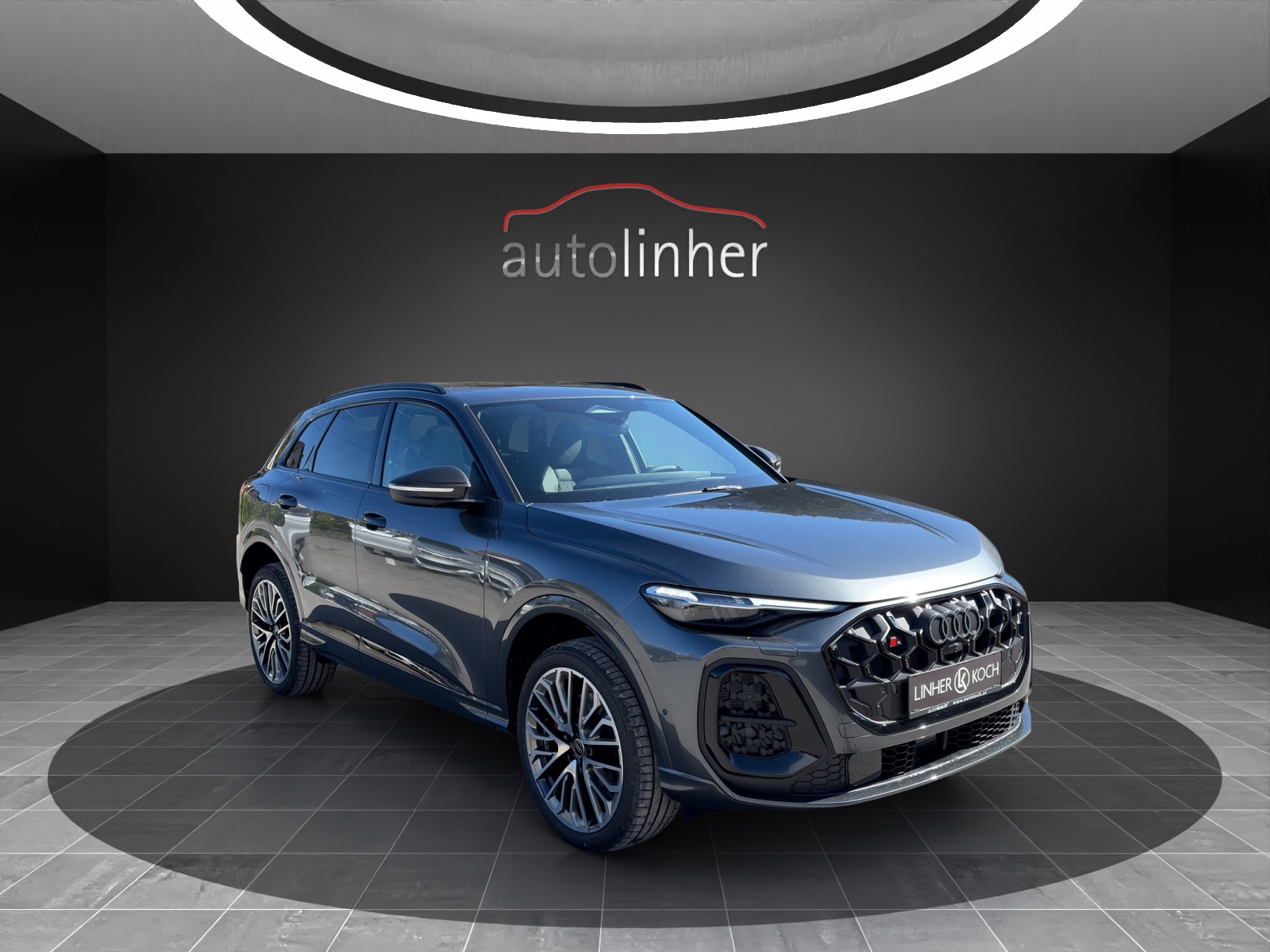 AUDI SQ5 TFSI quattro S-tronic-image-5