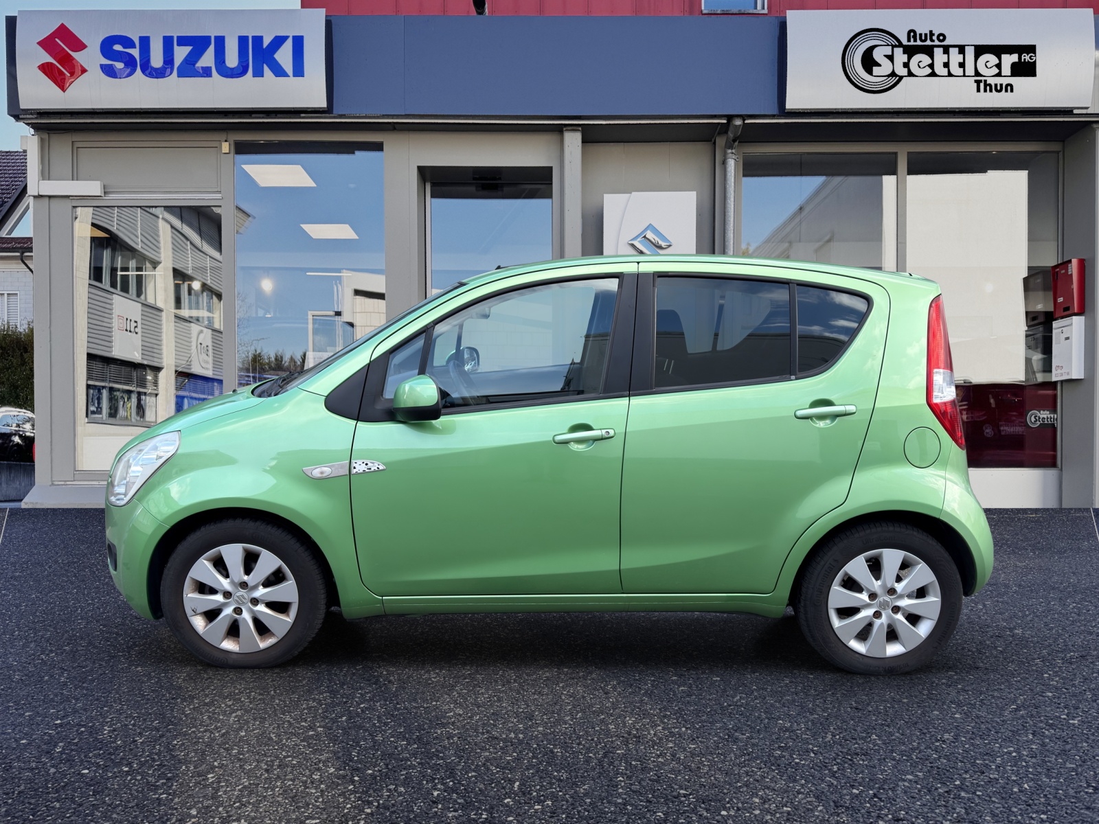 SUZUKI Splash 1.2i 16V GL Top-showroom-element-2