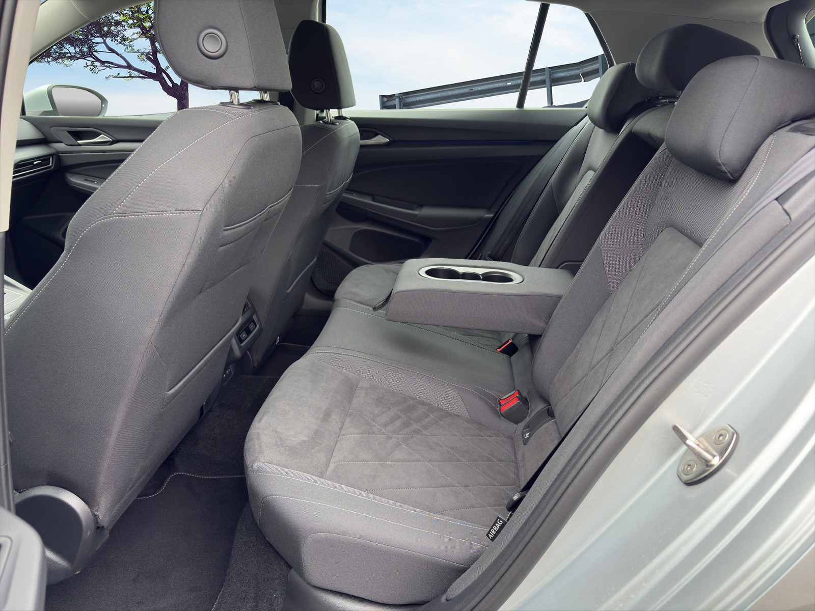 VW Golf 1.4 TSI PHEV Style-image-7
