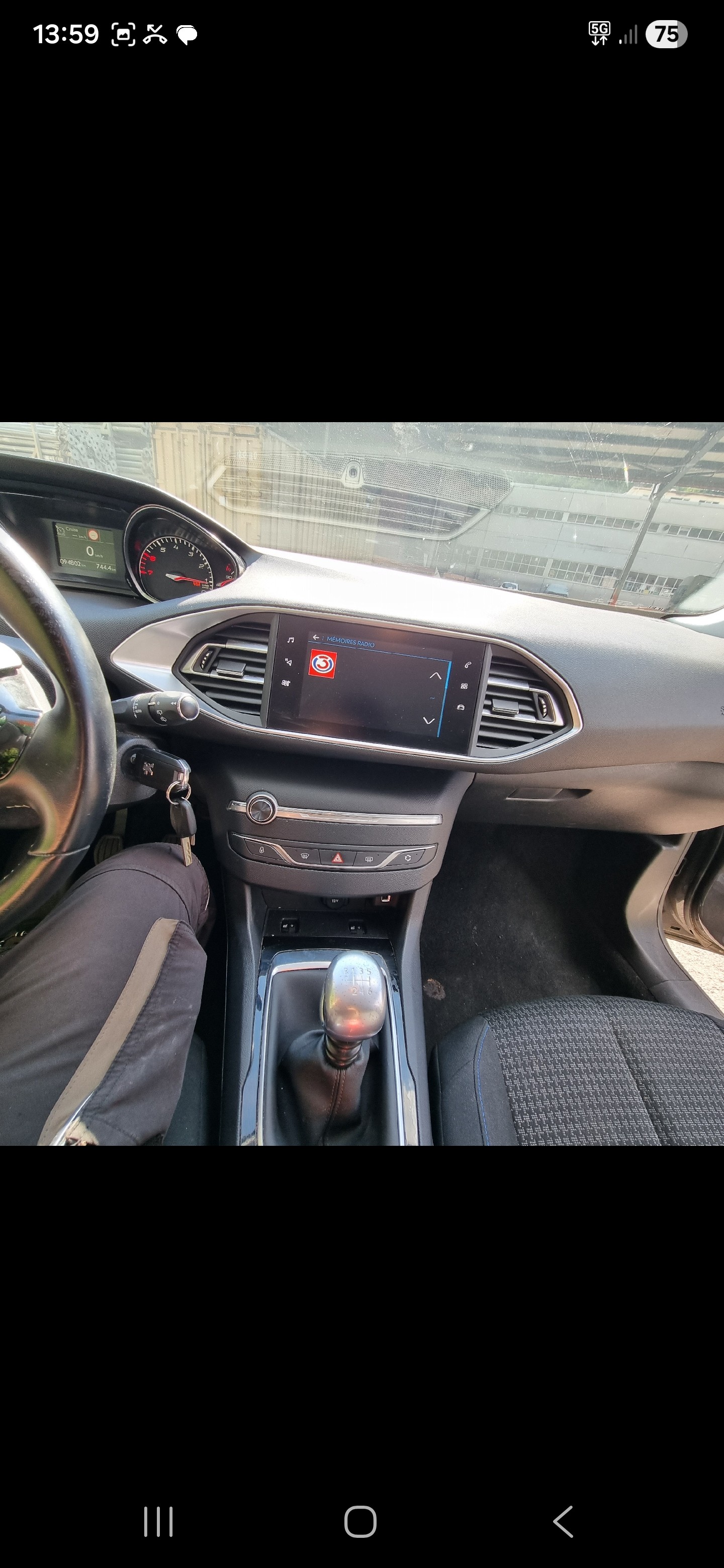 PEUGEOT 308 1.2 Pure Tech Allure-image-8