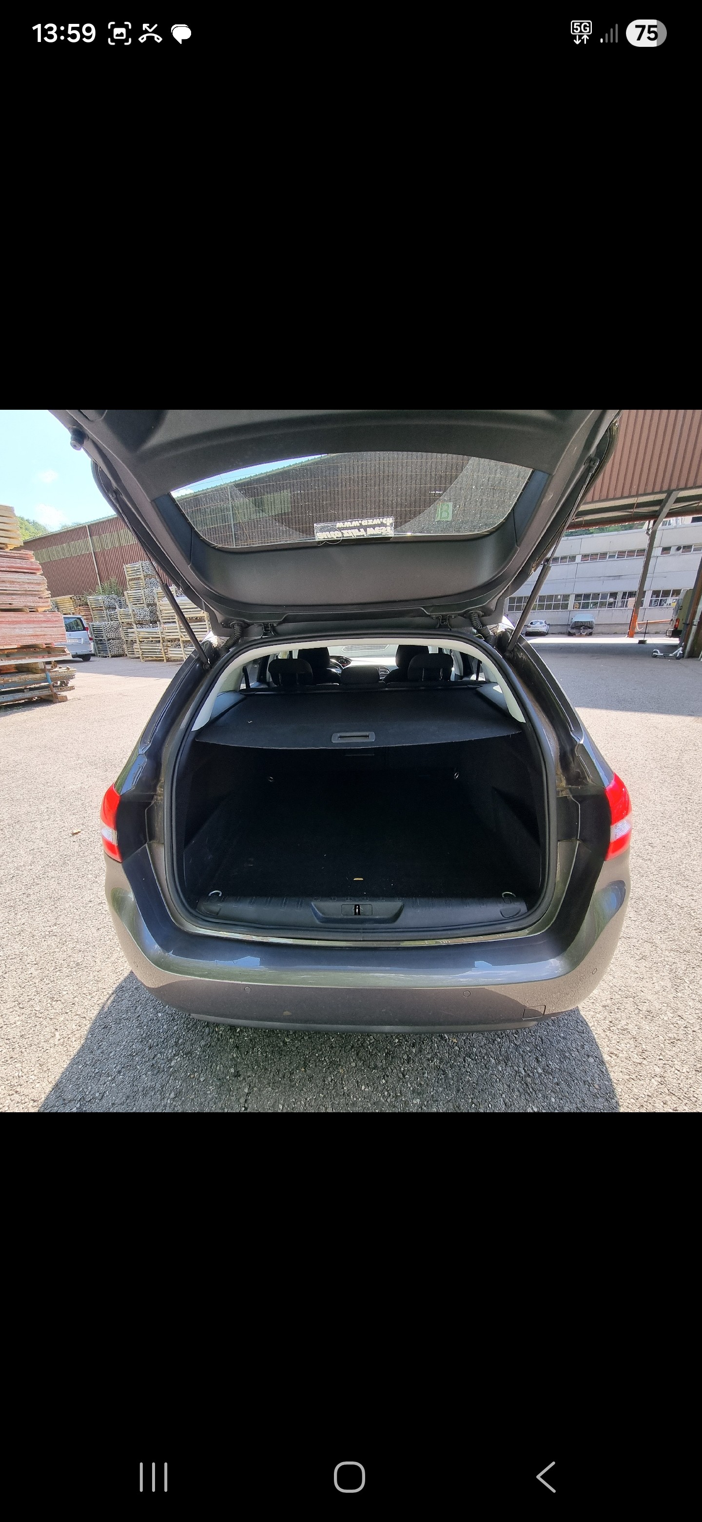PEUGEOT 308 1.2 Pure Tech Allure-image-4