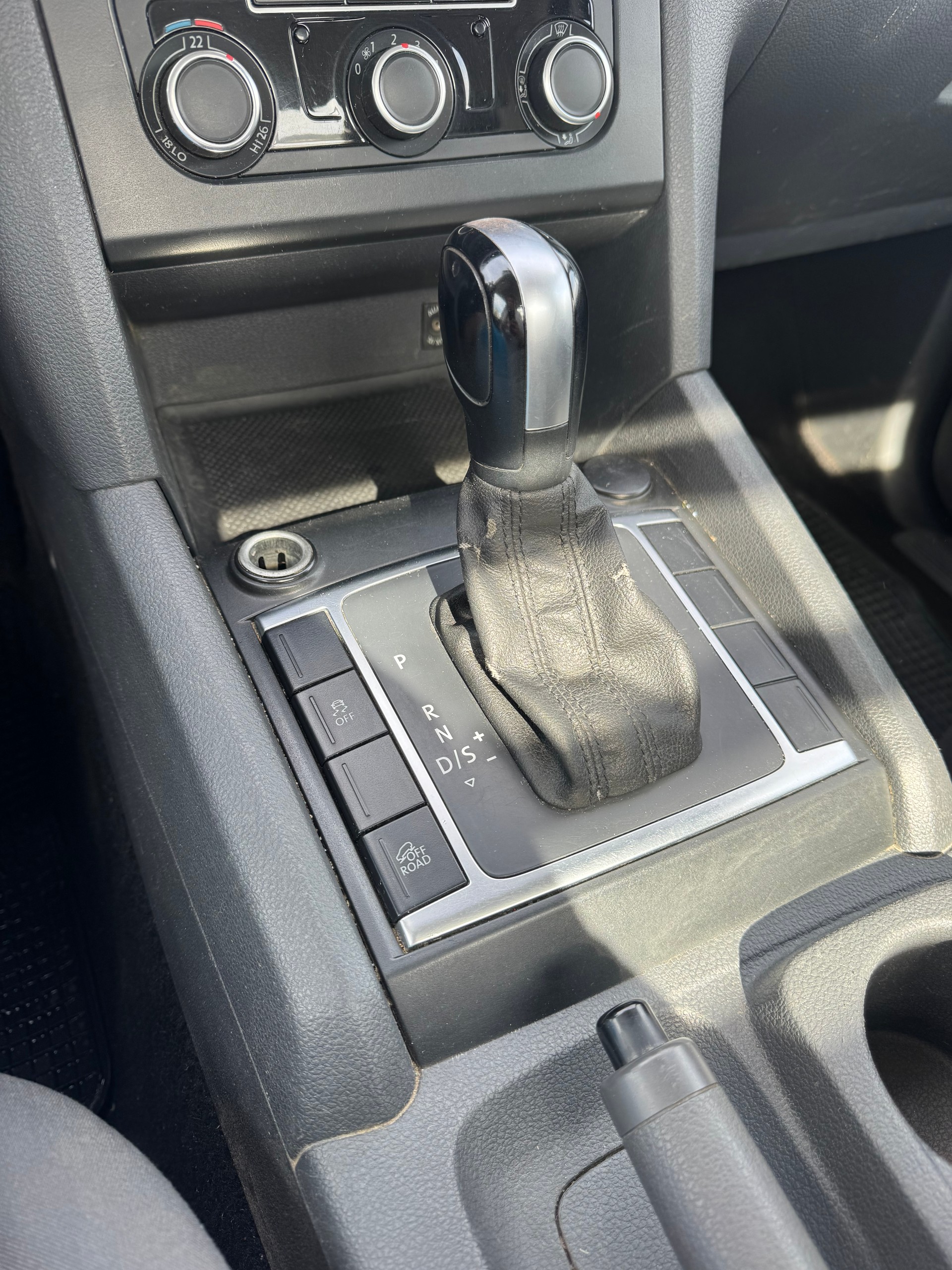 VW Amarok 2.0 BiTDI 4Motion permanent A-image-11