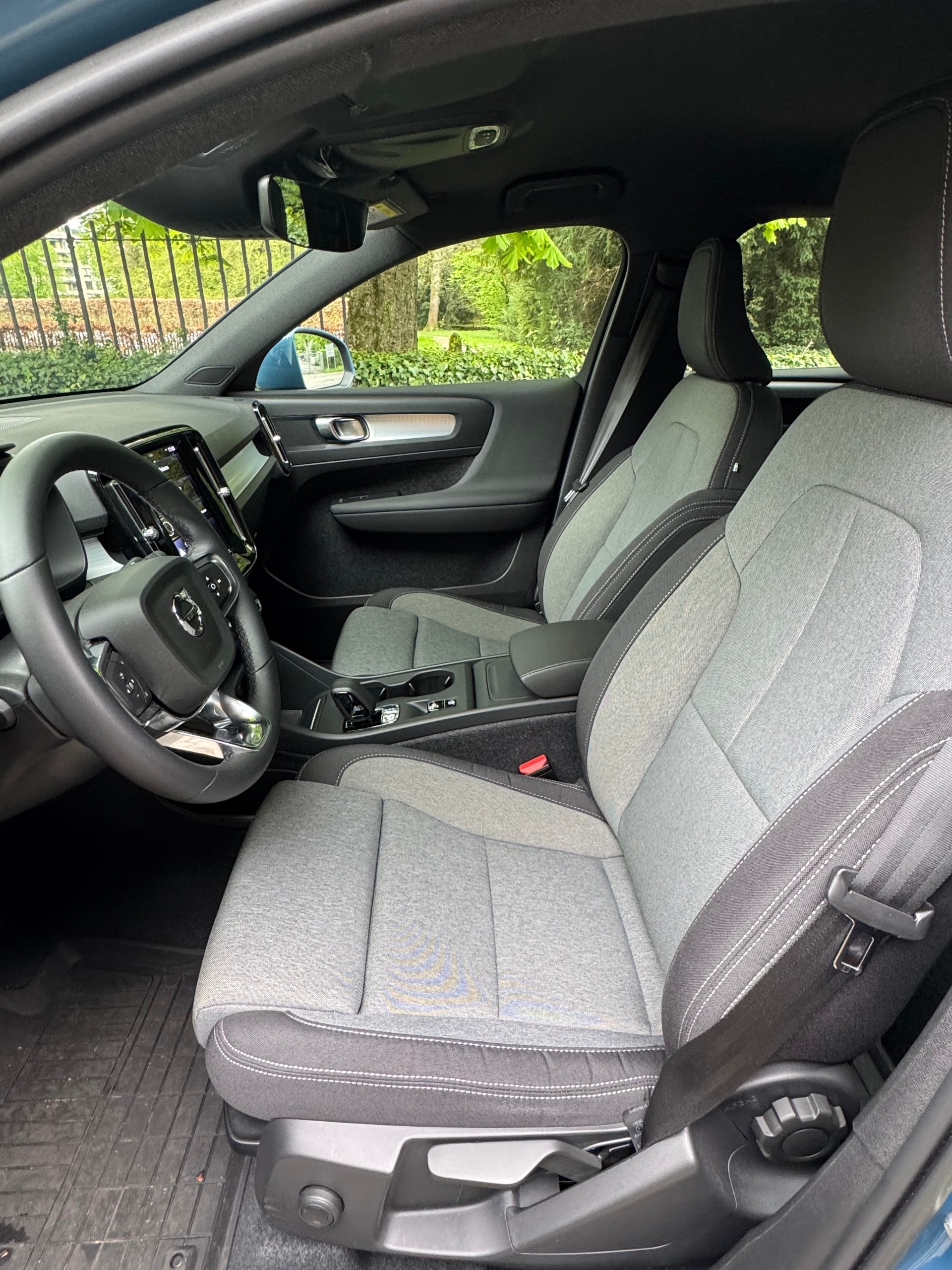 VOLVO XC40 T2 Core Geartronic-image-5