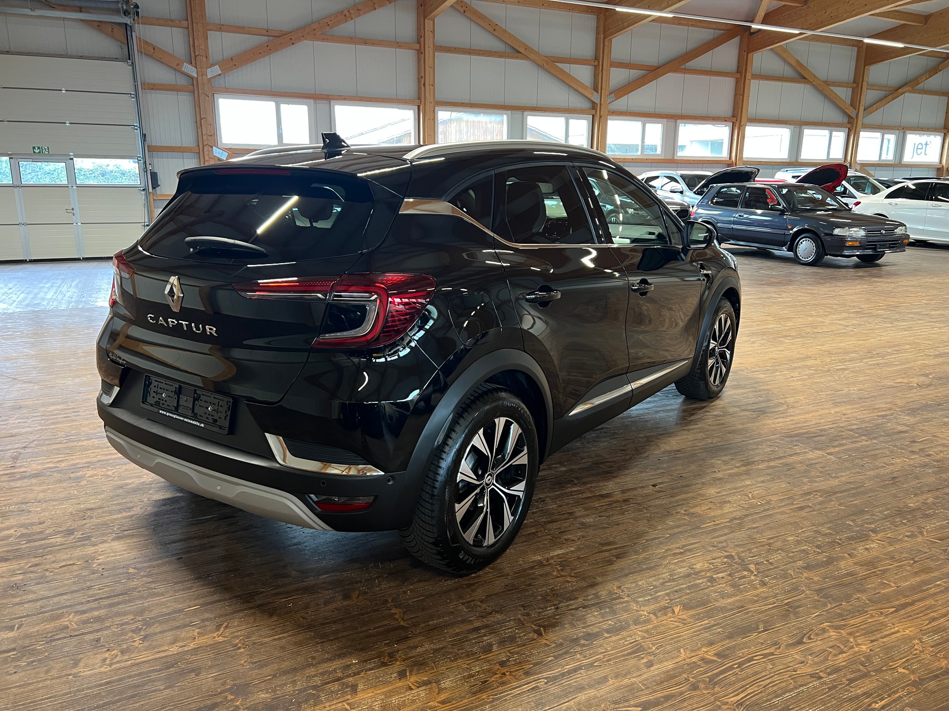 RENAULT Captur 1.3 TCe Techno EDC-image-4