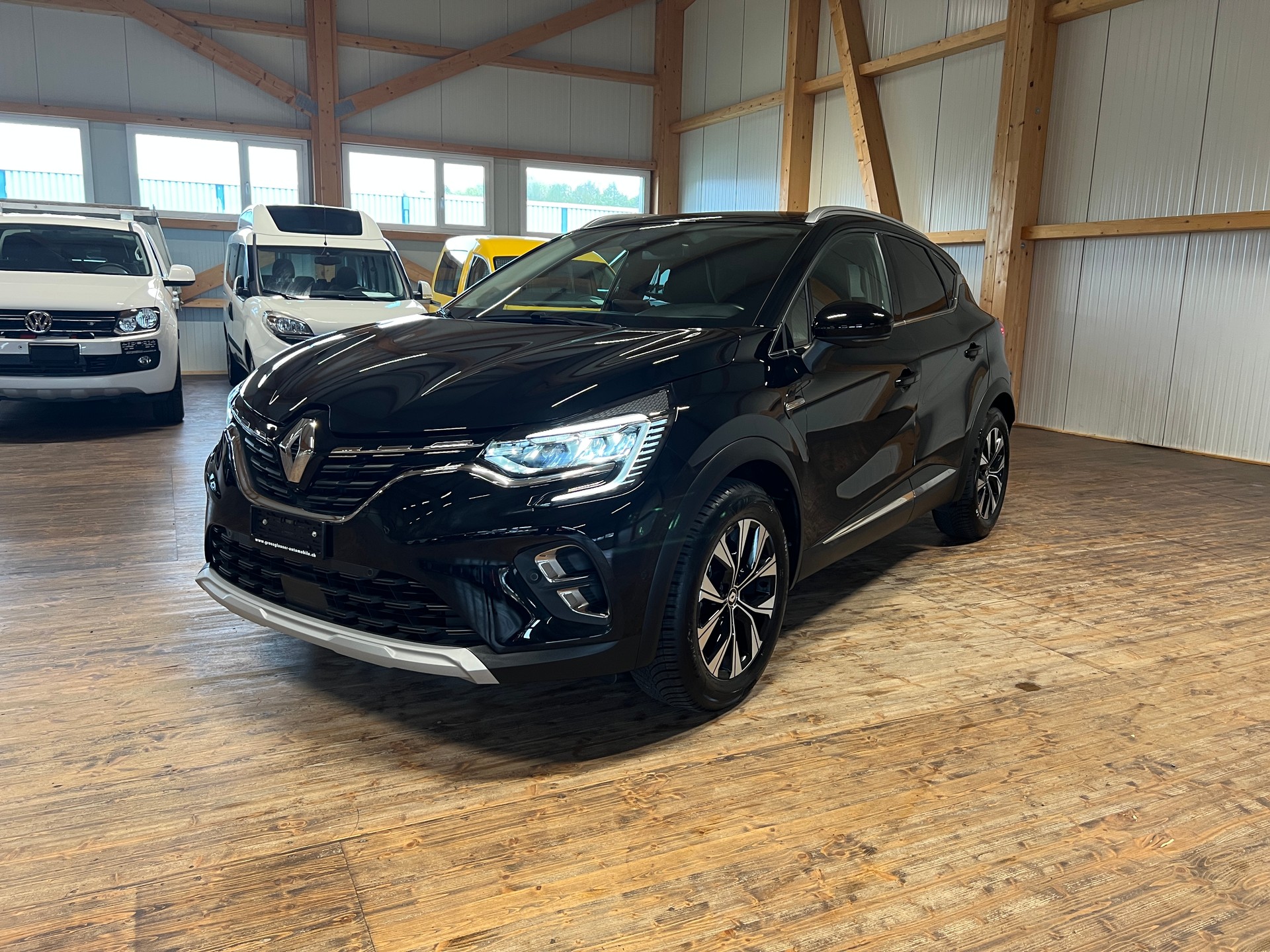 RENAULT Captur 1.3 TCe Techno EDC-image-0