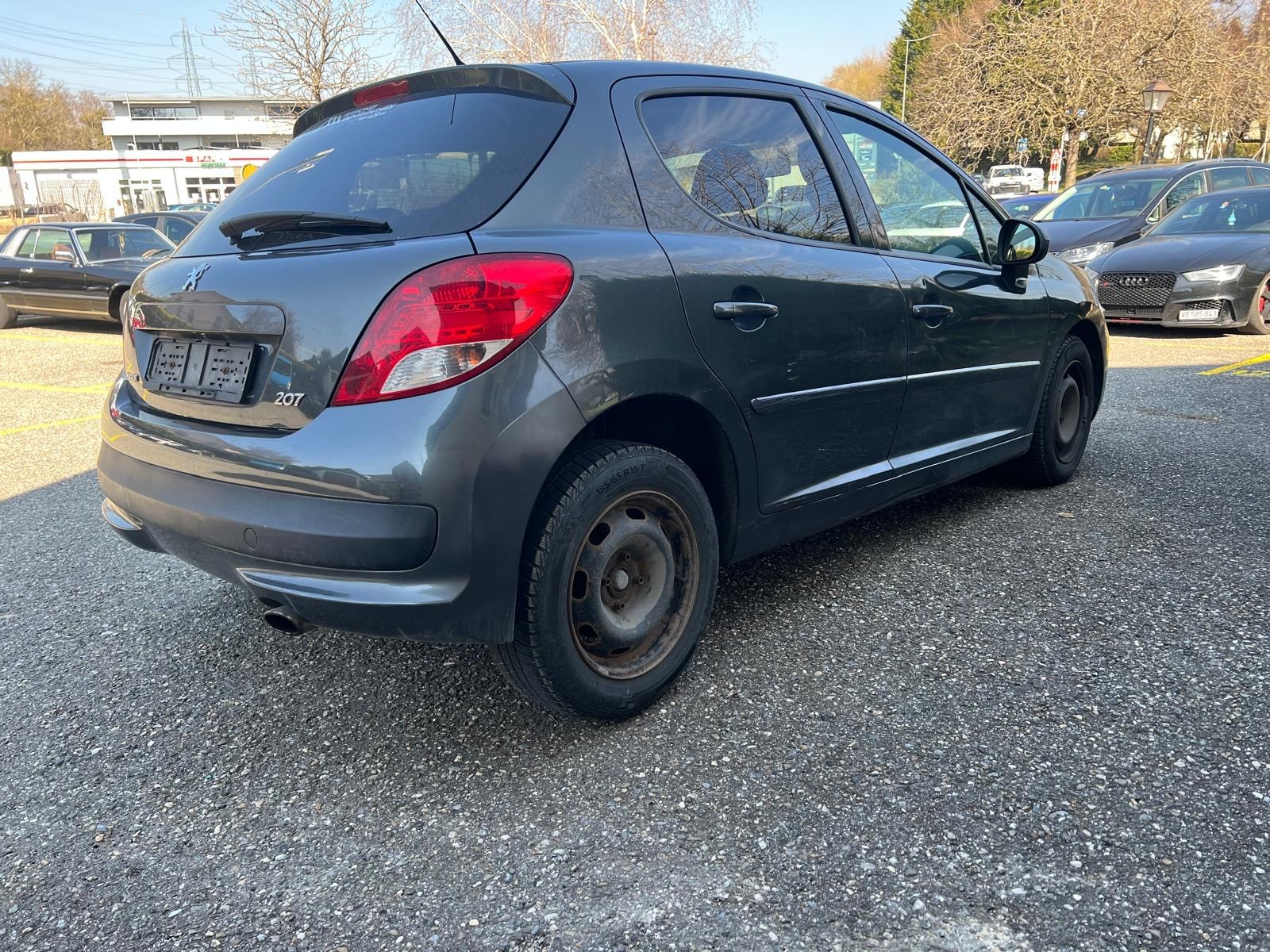 PEUGEOT 207 1.4 16V Trendy Clim-image-5
