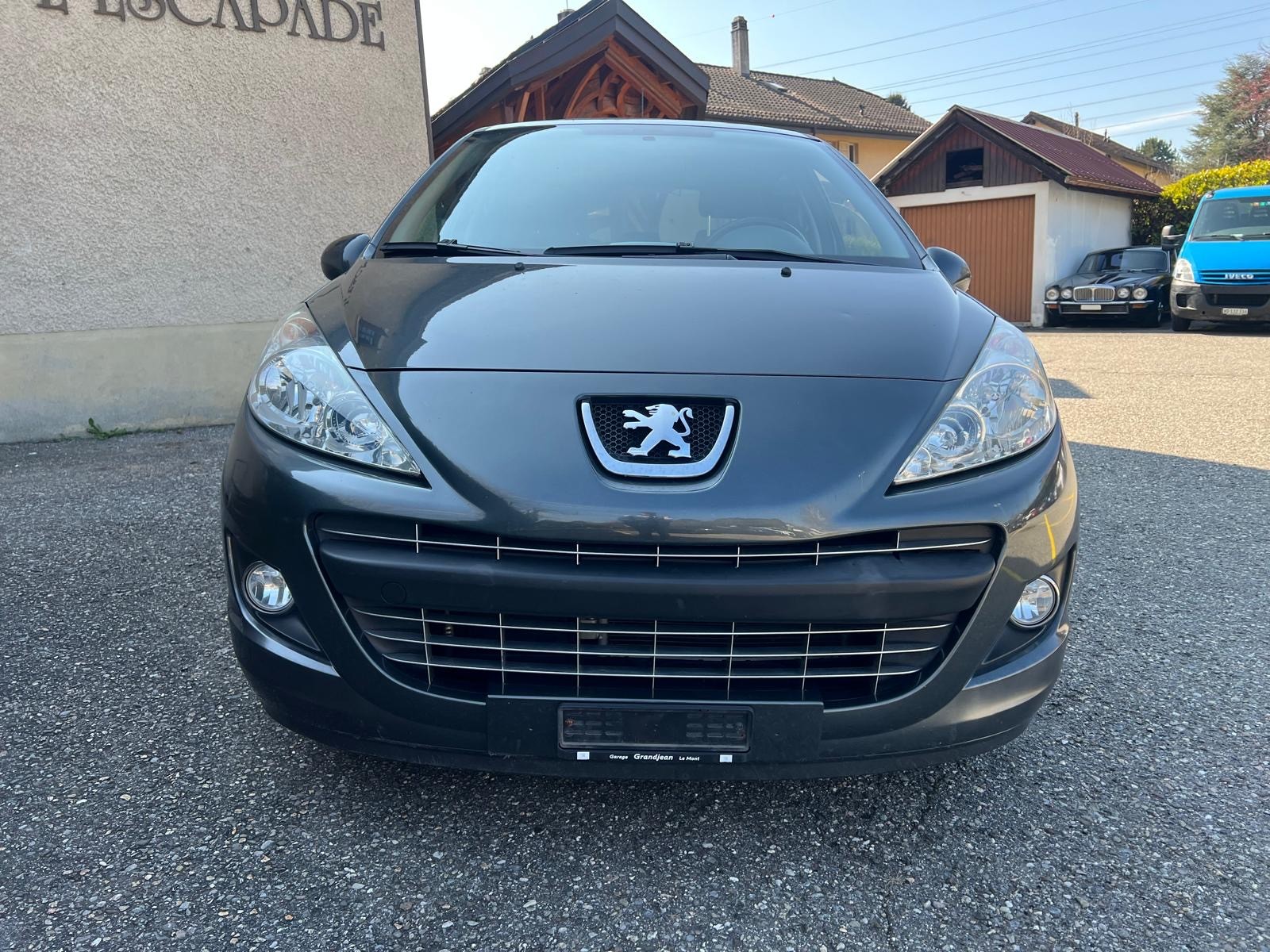 PEUGEOT 207 1.4 16V Trendy Clim-image-0