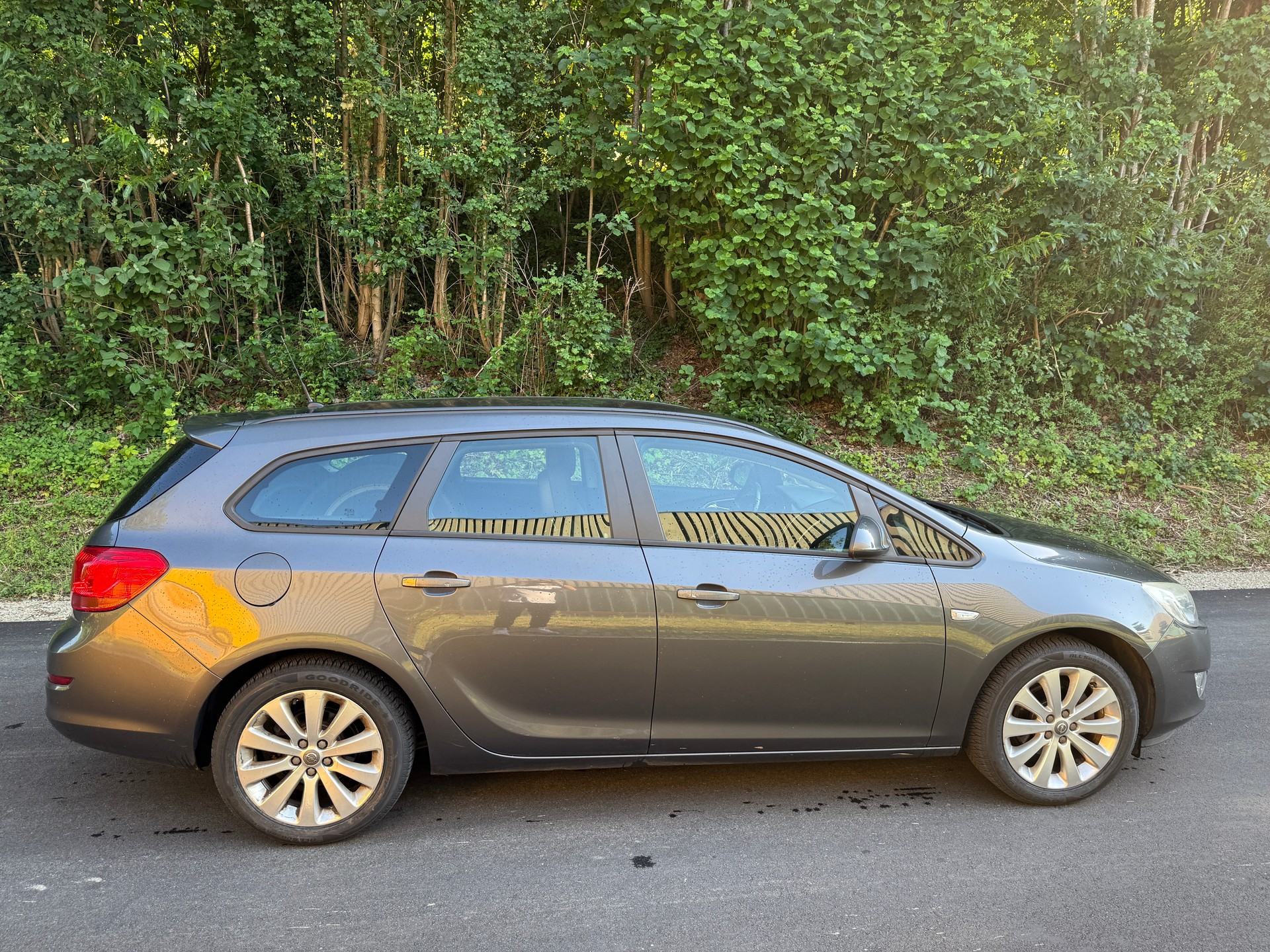 OPEL Astra SportsTourer 1.4i 16V Turbo Sport-image-7