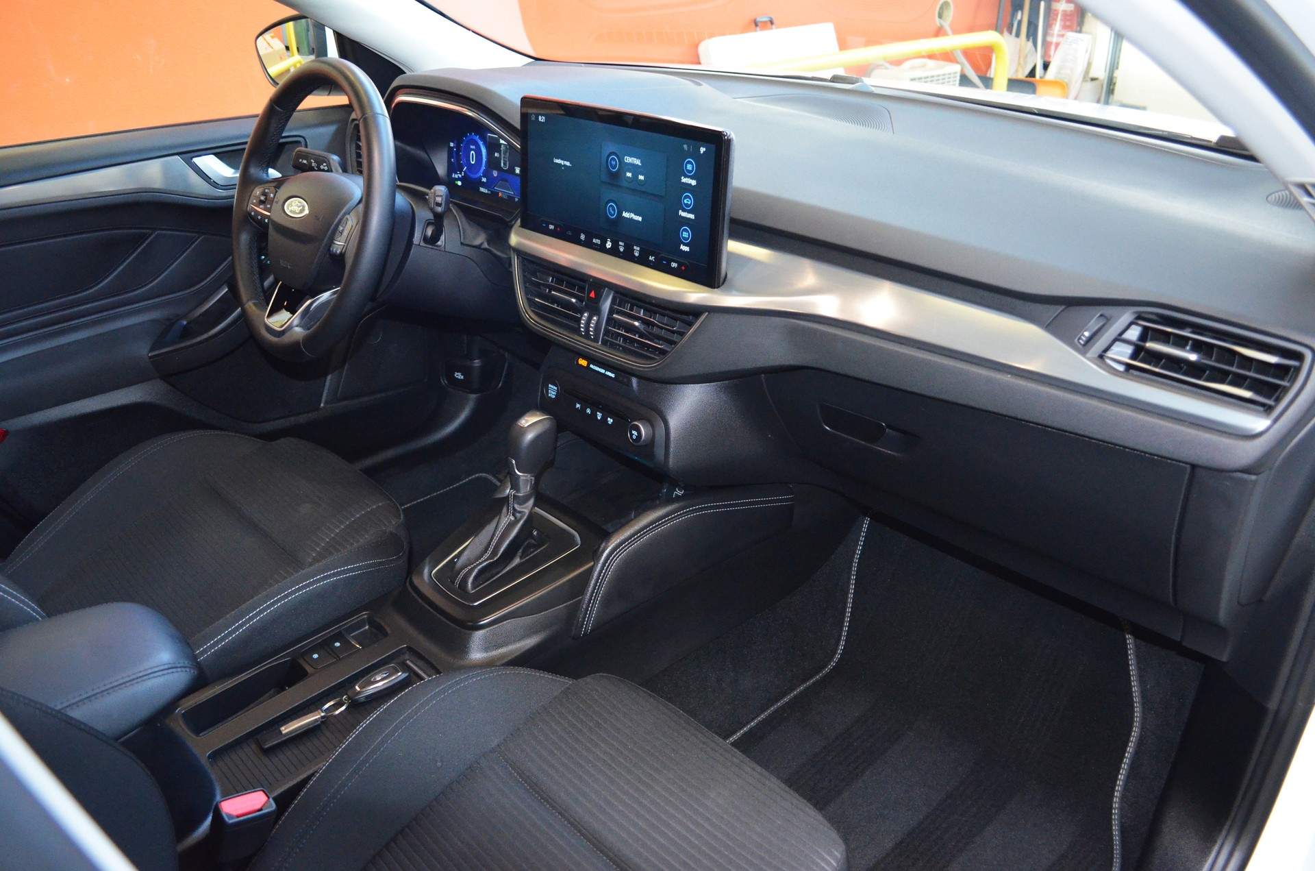 FORD Focus 1.0 MHEV Titanium X Automat-image-8