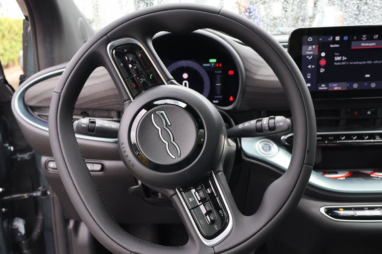 FIAT 500 Armani-image-9