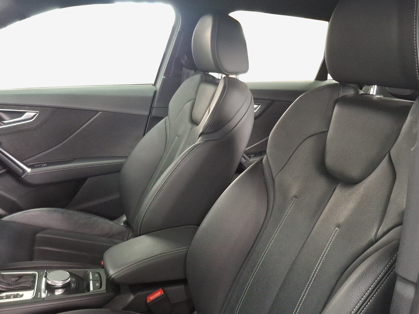AUDI Q2 40 TFSI S line Attraction quattro S-tronic-image-7