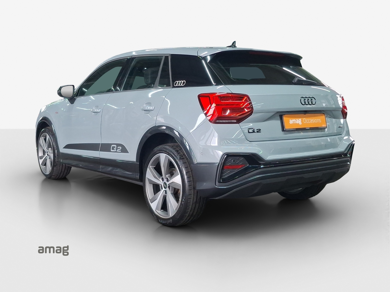 AUDI Q2 40 TFSI S line Attraction quattro S-tronic-image-2