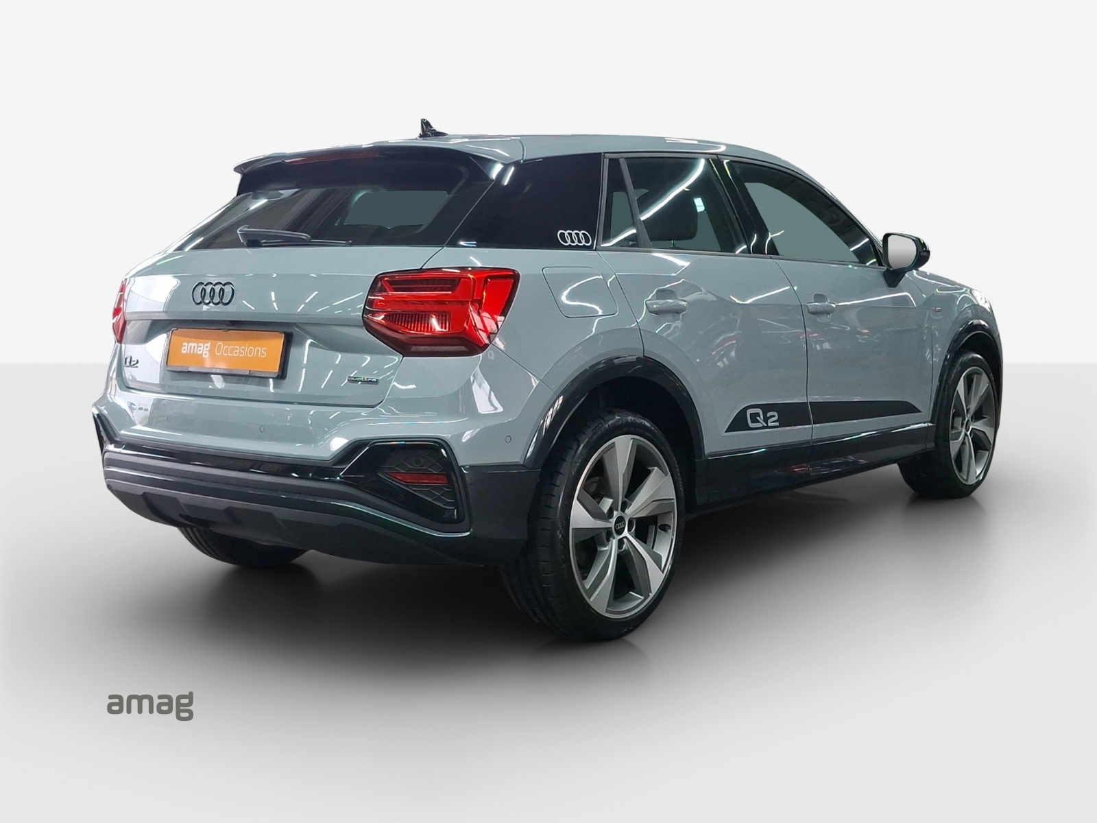 AUDI Q2 40 TFSI S line Attraction quattro S-tronic-image-4