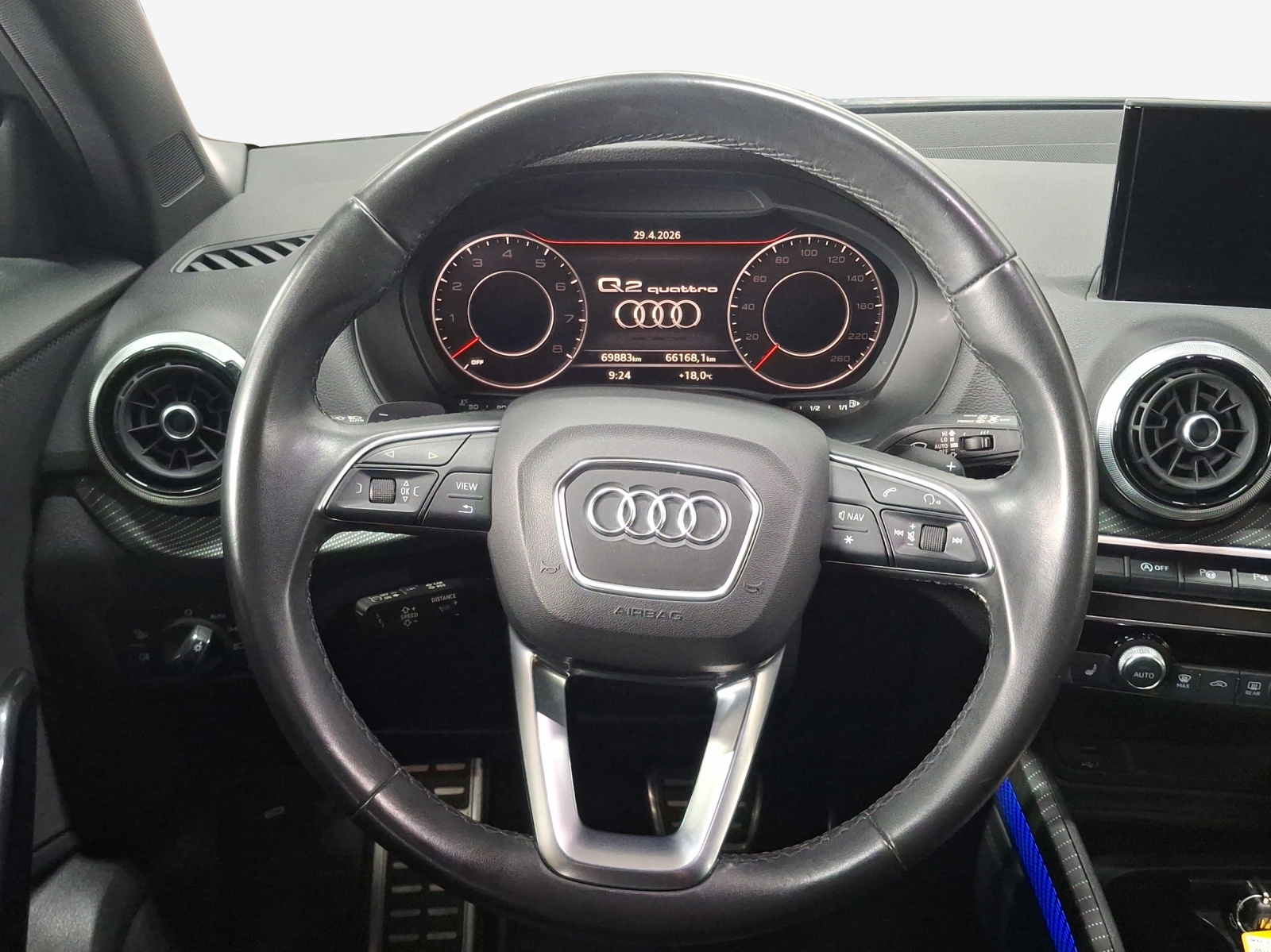 AUDI Q2 40 TFSI S line Attraction quattro S-tronic-image-9
