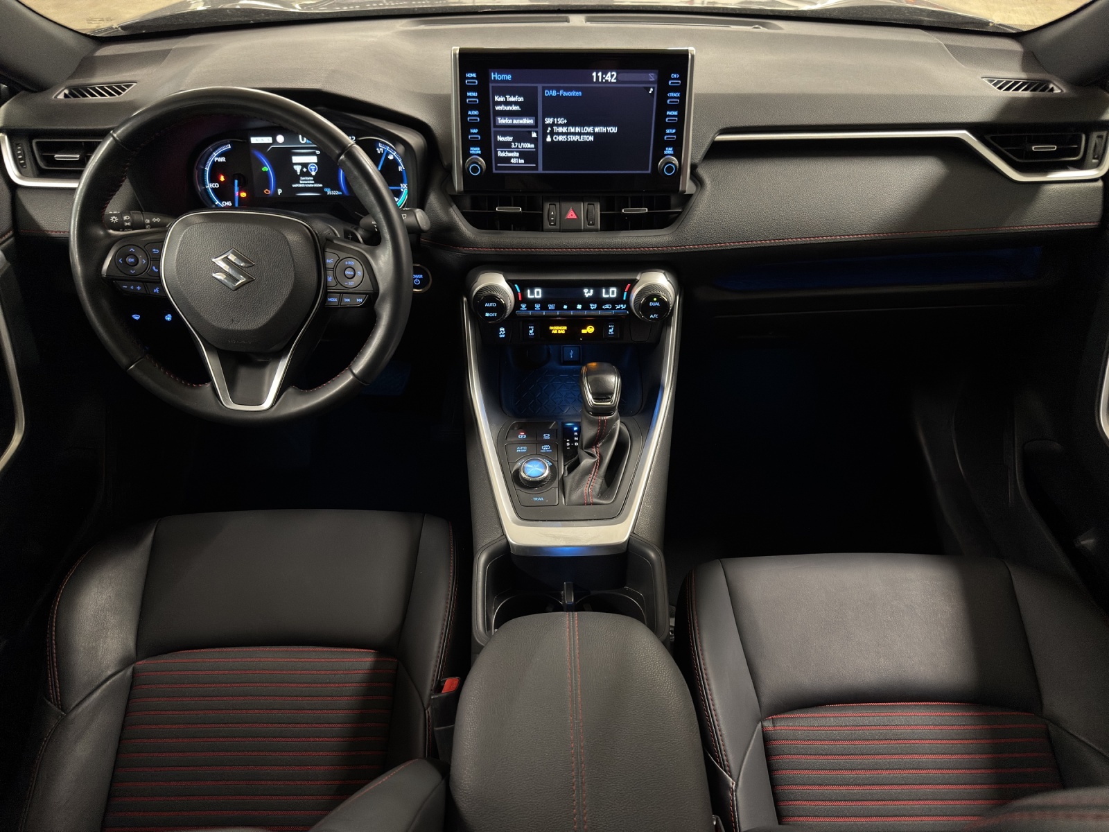 SUZUKI Across 2.5 Plug-in-Hybrid Compact Top E-CVT-image-13