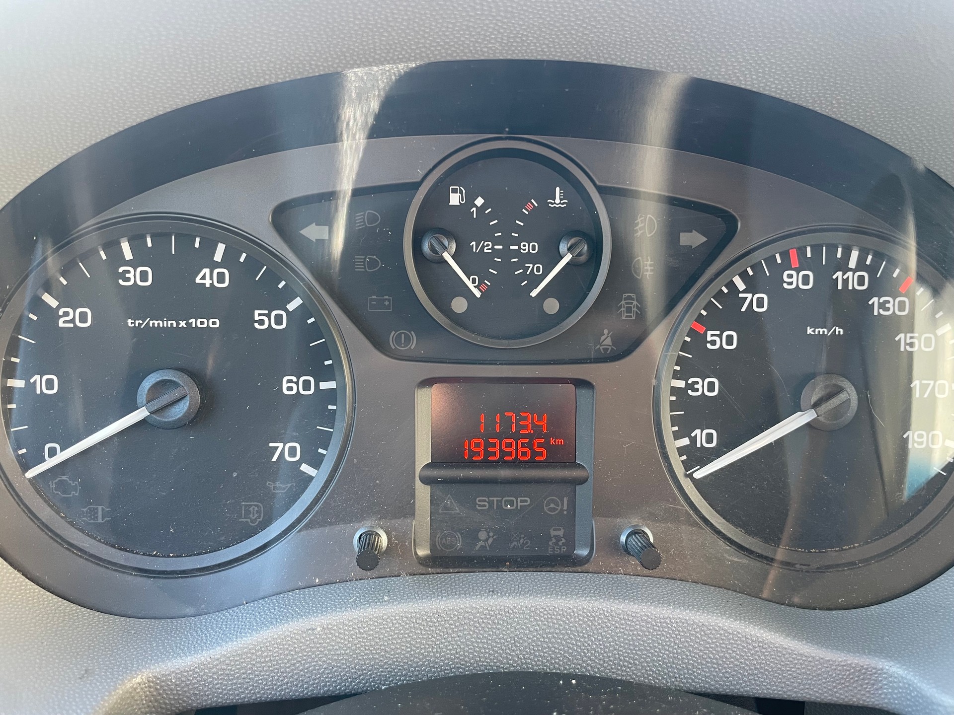 PEUGEOT Expert Tepee 2.0 HDi Confort L2-image-12