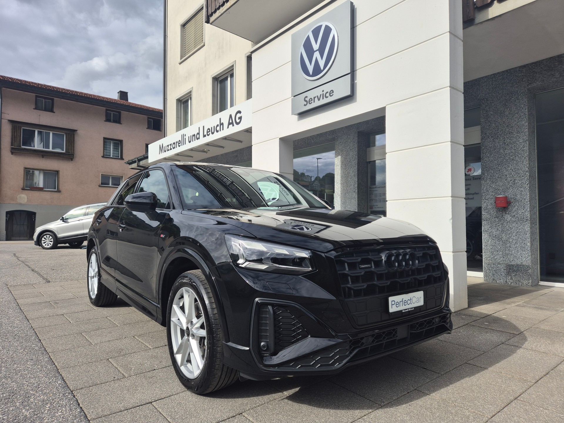 AUDI Q2 40 TFSI S line quattro S-tronic