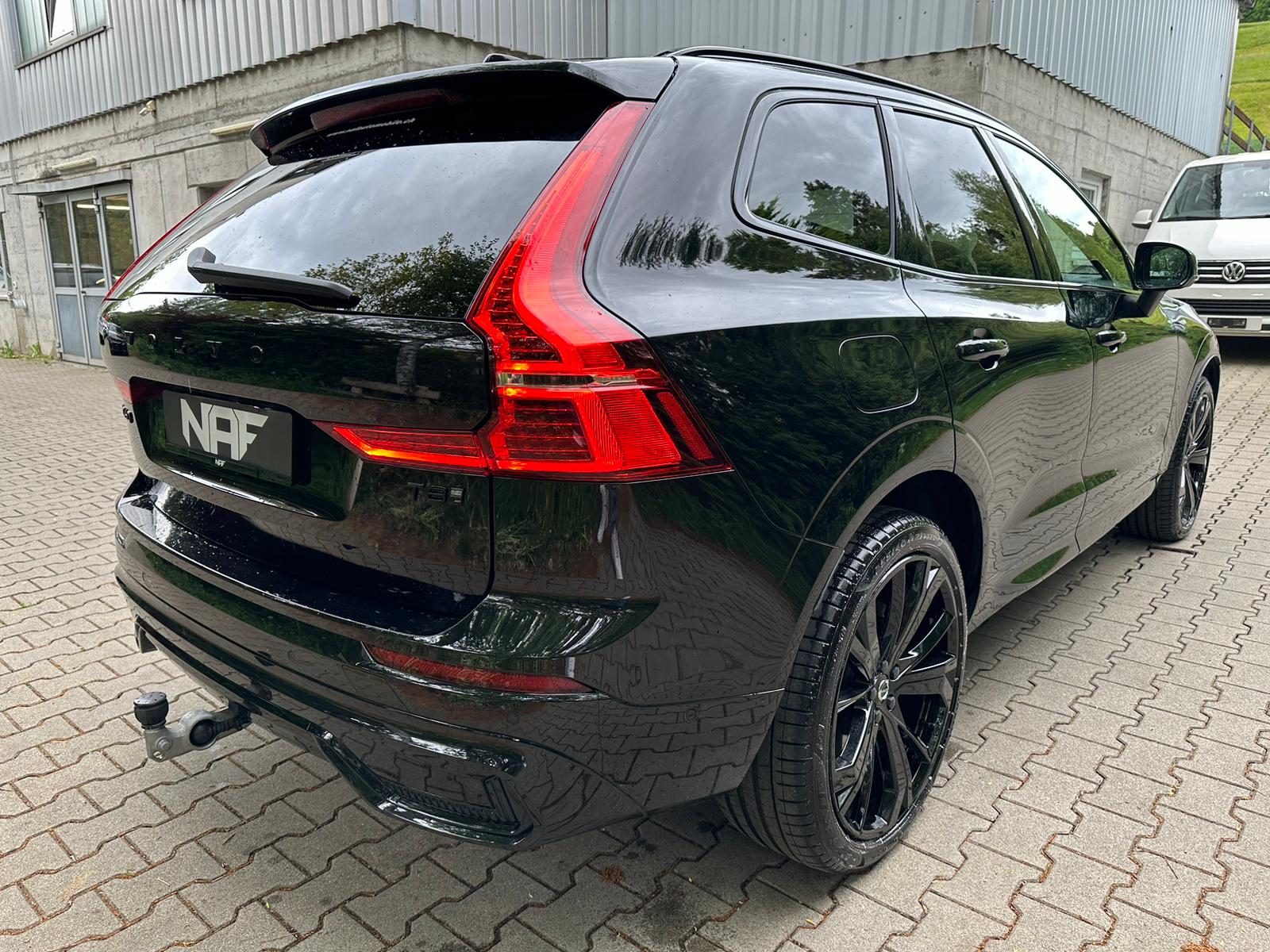 VOLVO XC60 T8 eAWD PluginHybrid XCENTRIC Black Edition Geartronic-image-5