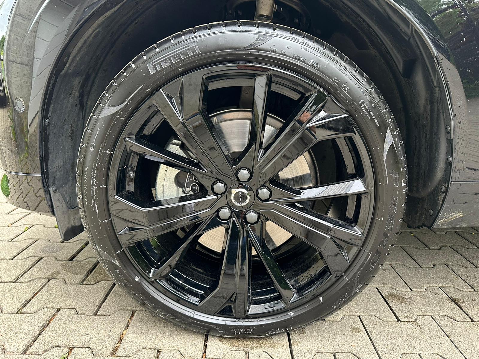 VOLVO XC60 T8 eAWD PluginHybrid XCENTRIC Black Edition Geartronic-image-10