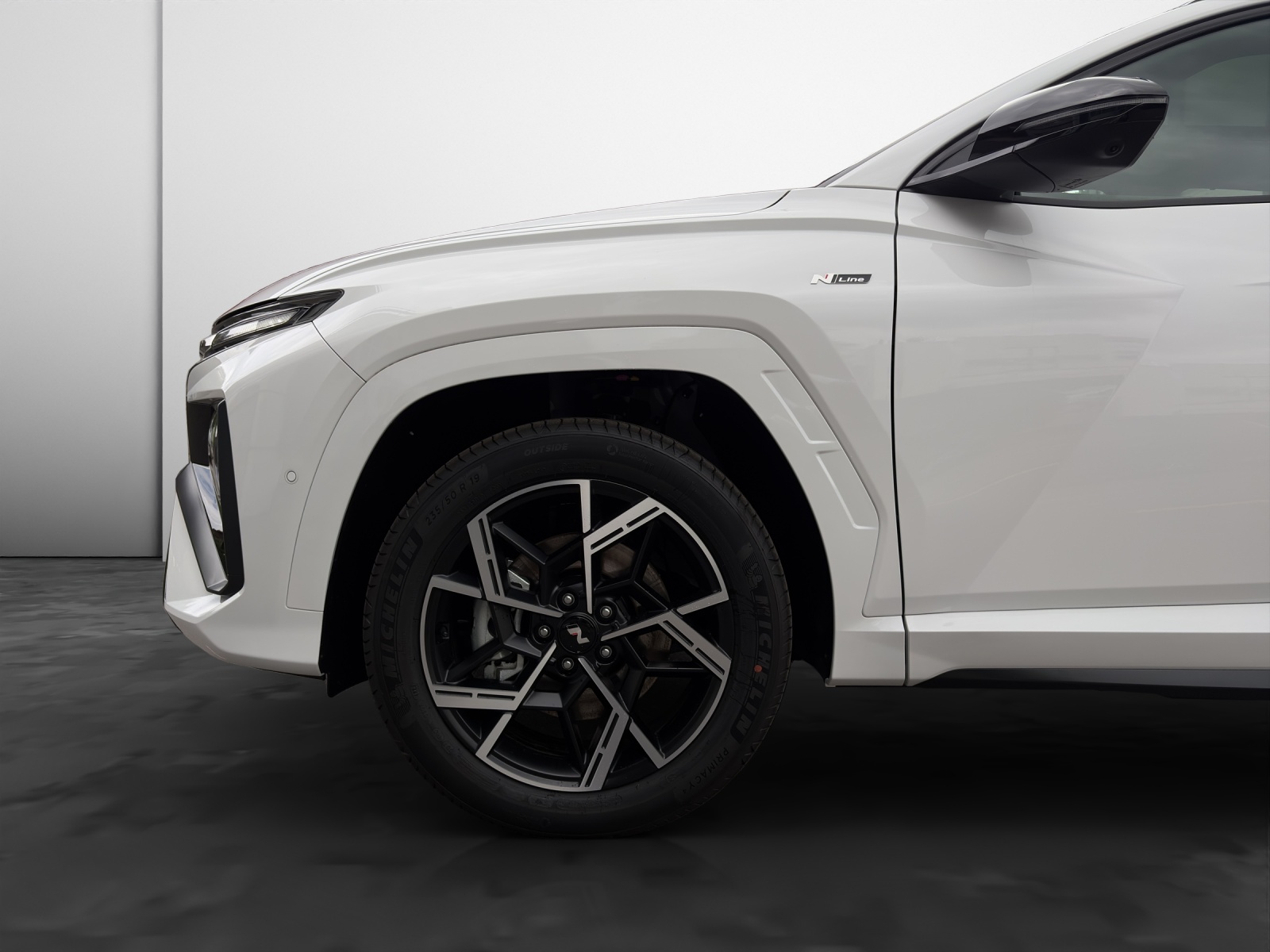 HYUNDAI Tucson 1.6 T-GDi HEV N-Line Sunroof 4WD MY26-image-15
