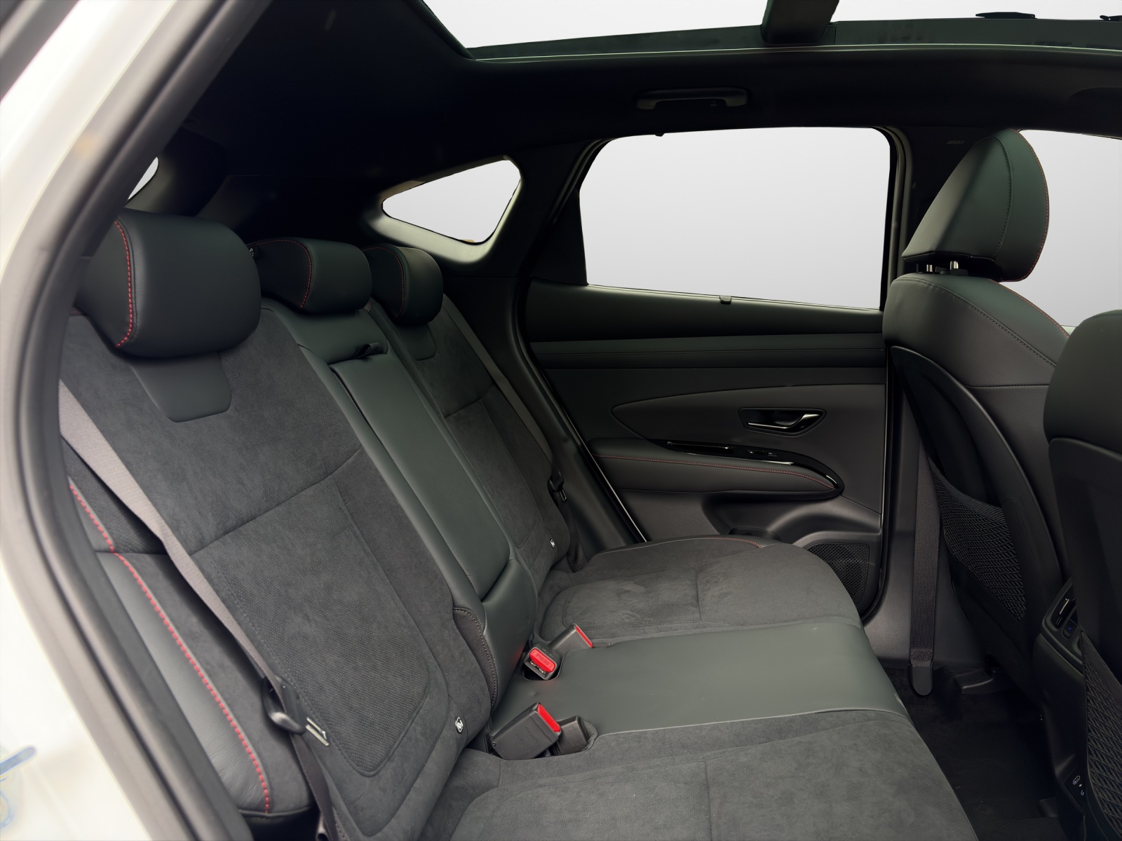 HYUNDAI Tucson 1.6 T-GDi HEV N-Line Sunroof 4WD MY26-image-13