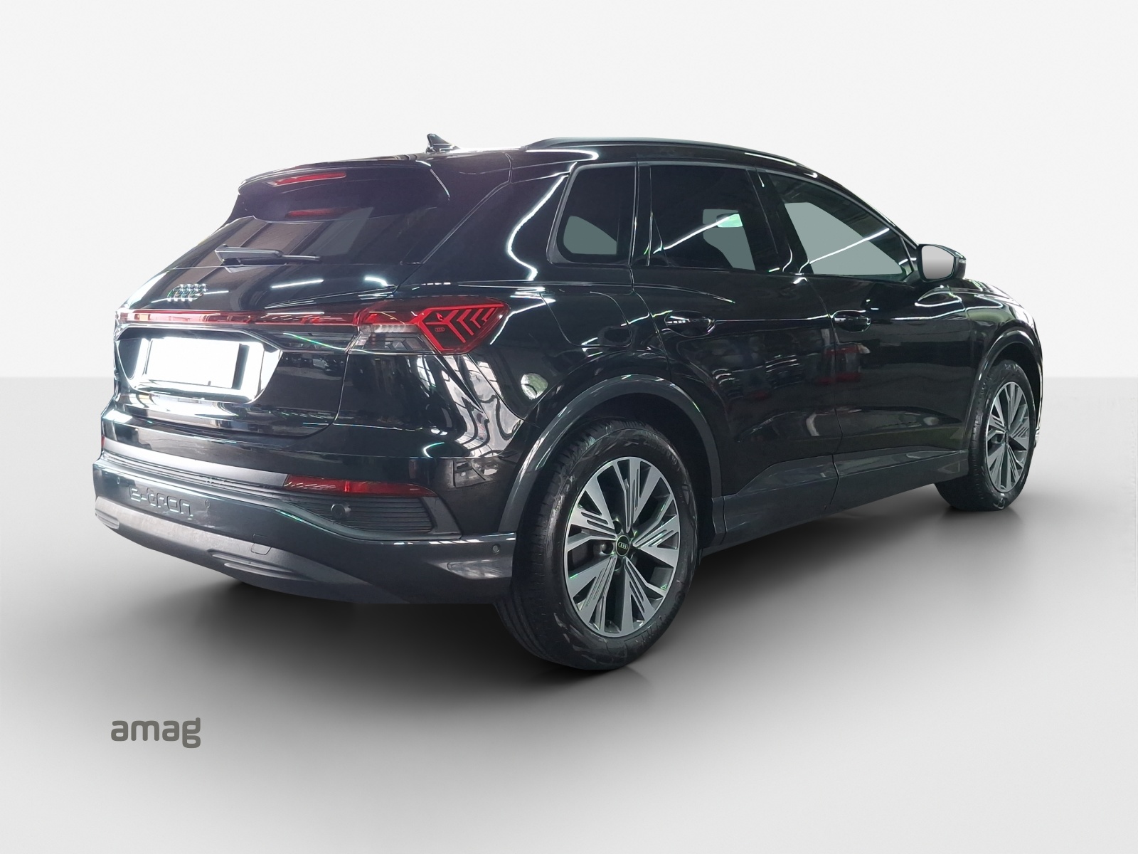AUDI Q4 e-tron 35-image-5